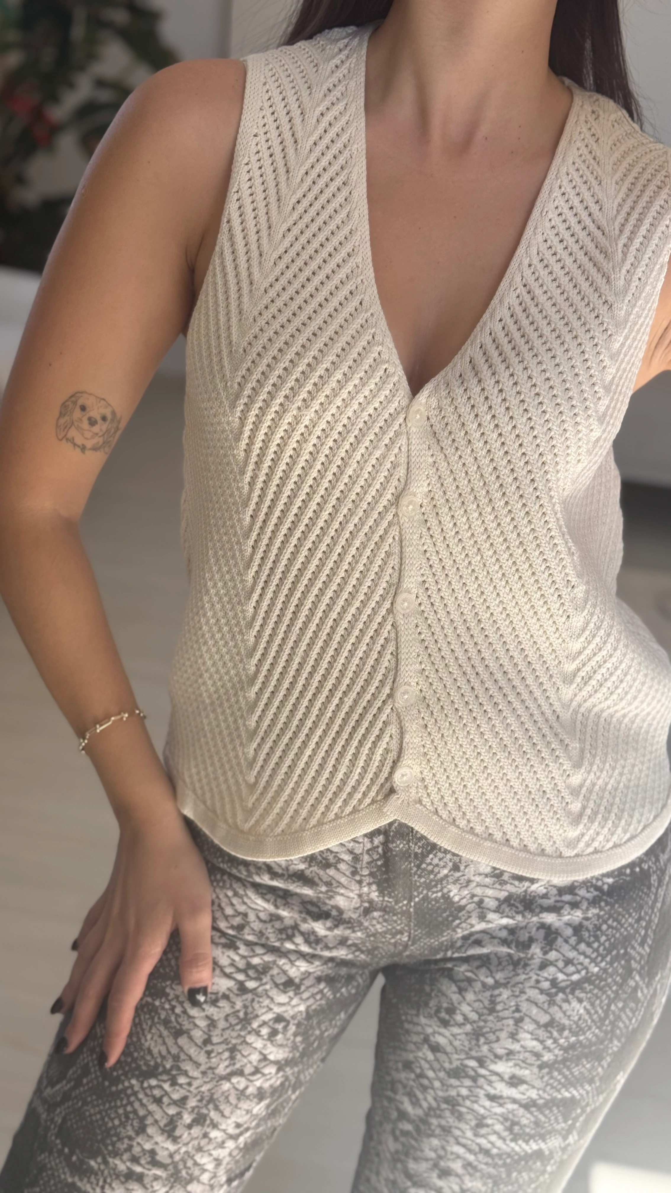 Ekru Düğmeli Yelek