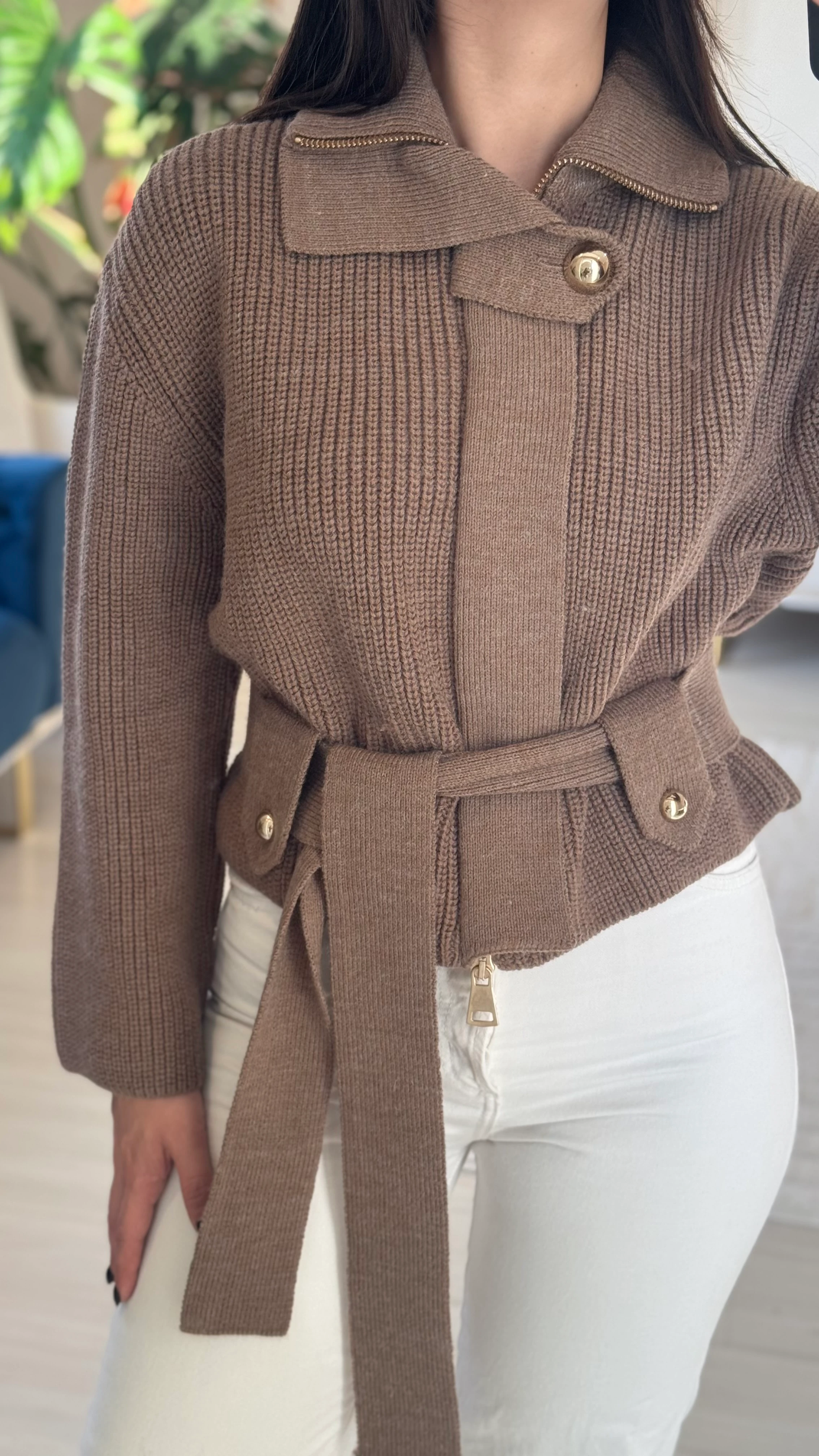 Fermuarlı Kemerli Düğmeli Yünlü Vizon Hırka