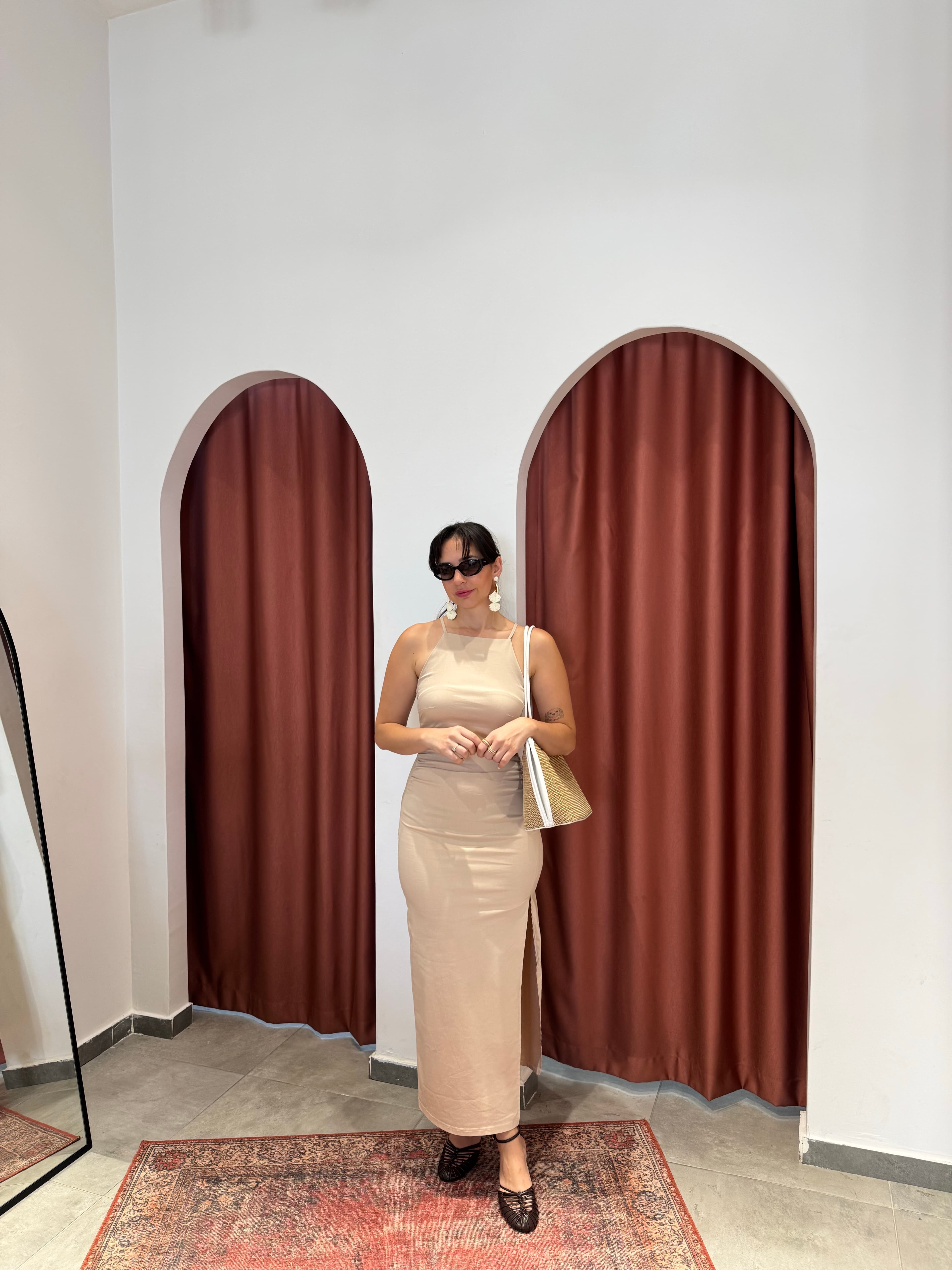 Halter Yaka Bej Midi Elbise