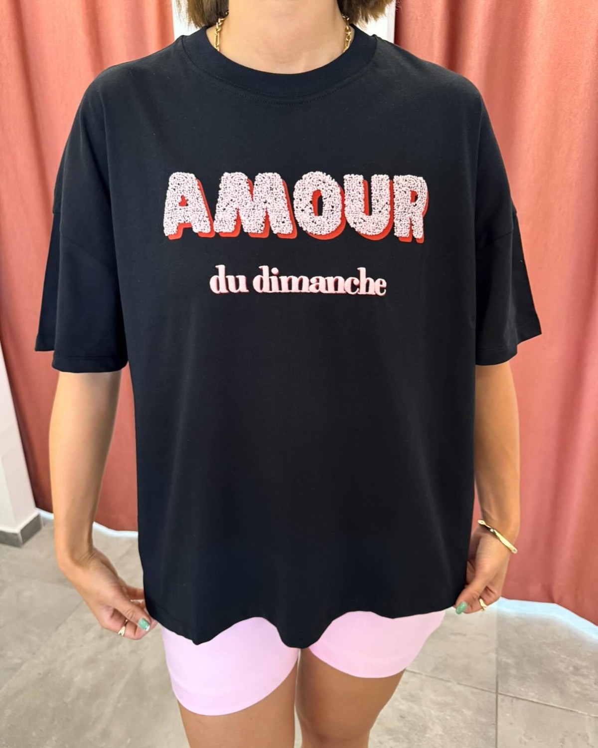 Siyah Kısa Kollu Amour Yazılı Tişört