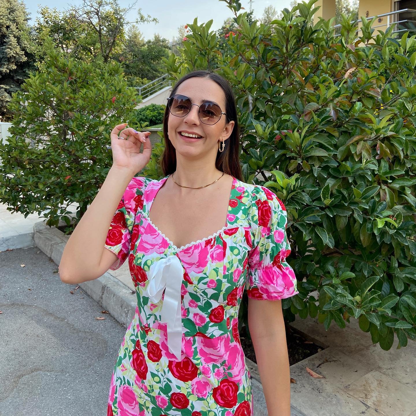 Gül Desen Elbise
