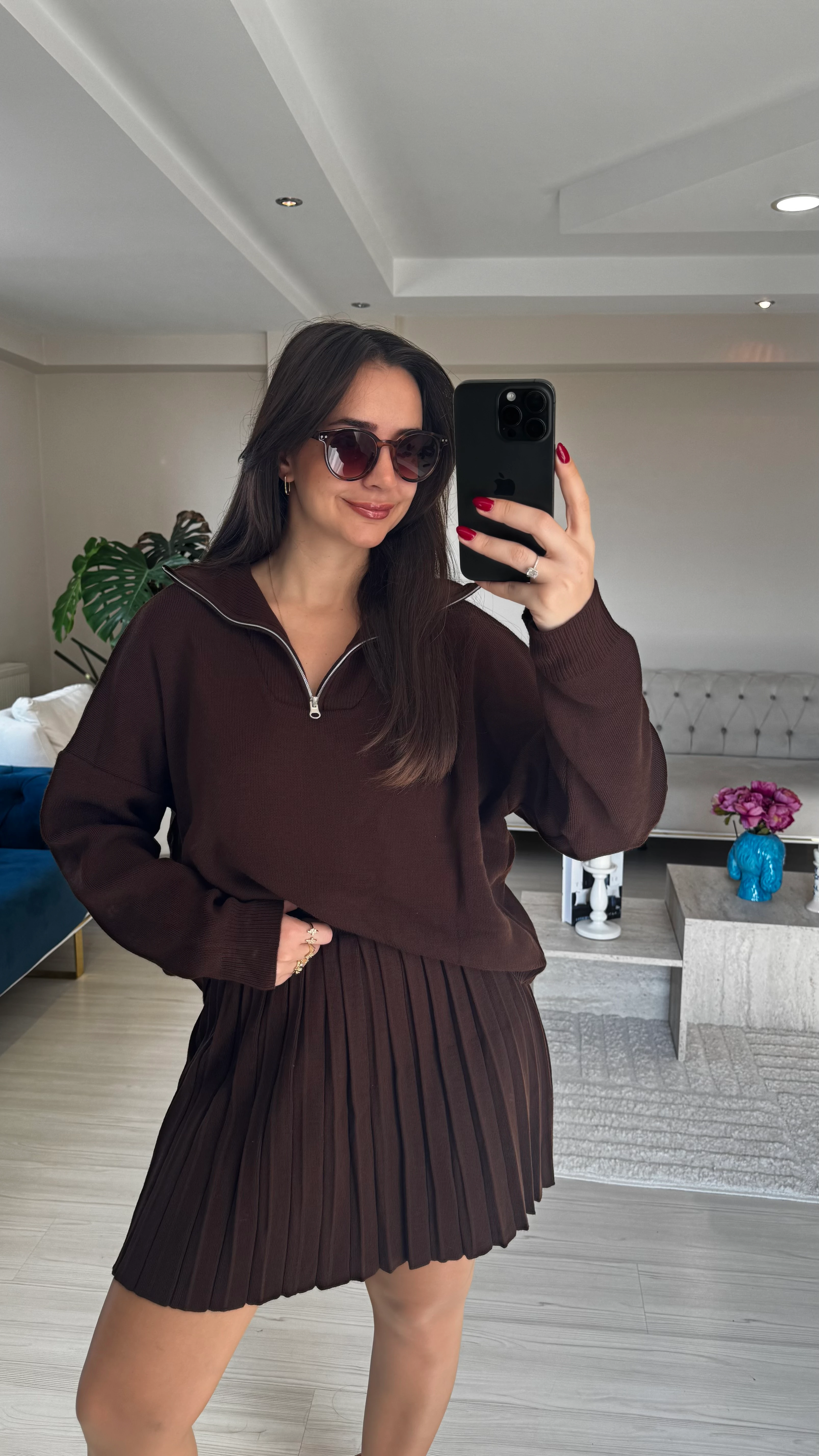 Kahve Etekli Triko Takım