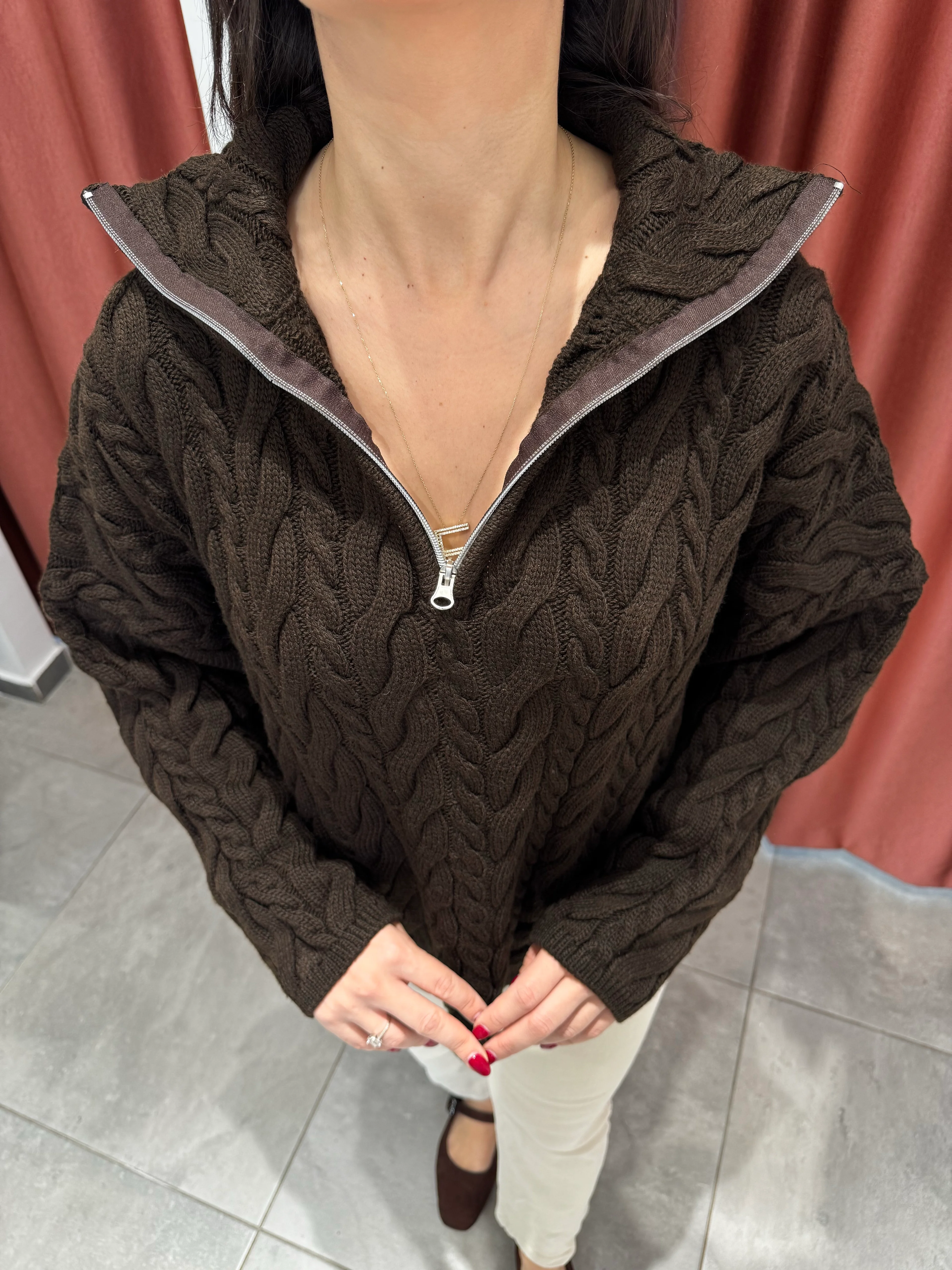 Saç Örgülü Kahve Fermuarlı Kazak