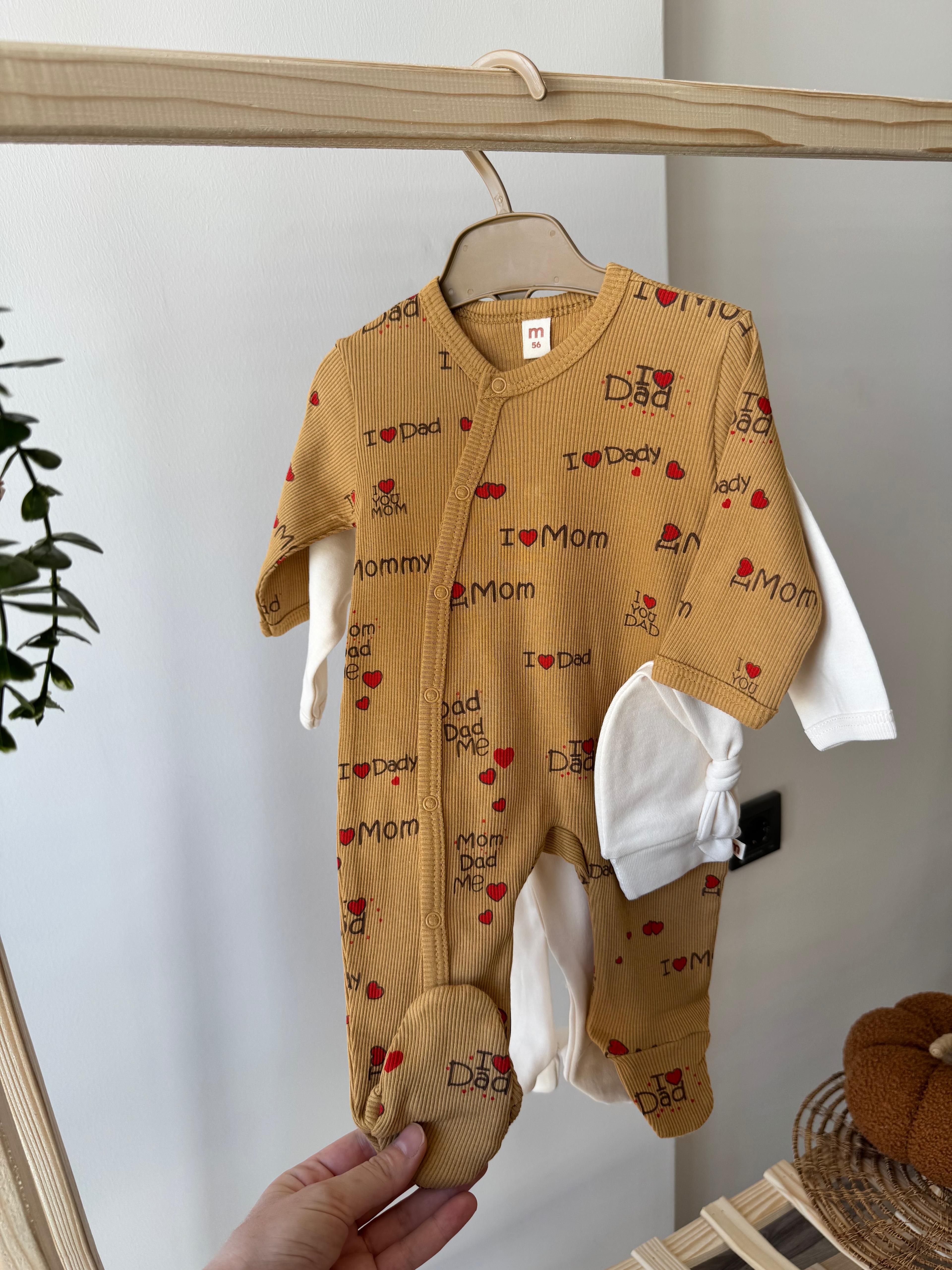 Unisex Premium 3-6 Ay Mom and Dad Şapkalı Fitilli 2'li Tulum