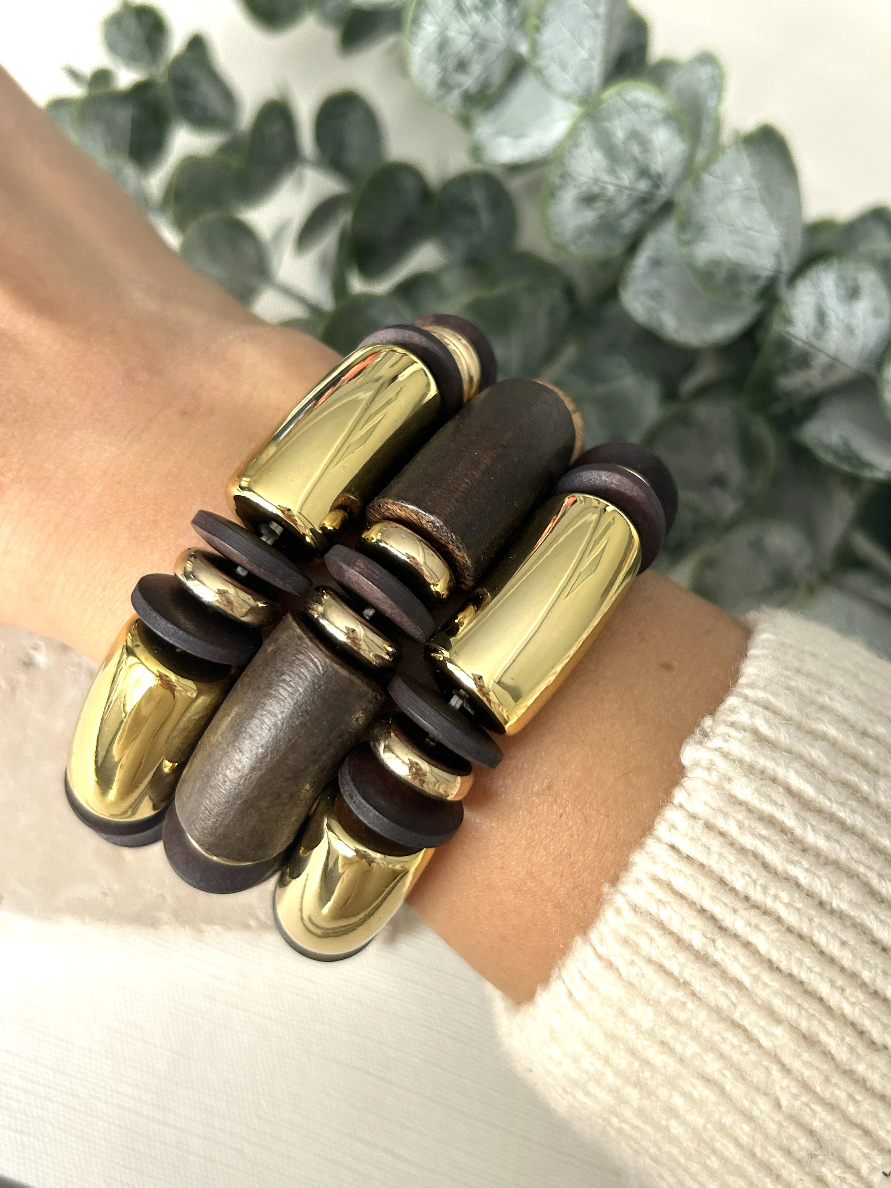 Marka Model Kahverengi ve Gold Detaylı 3 lü Lastikli Bileklik