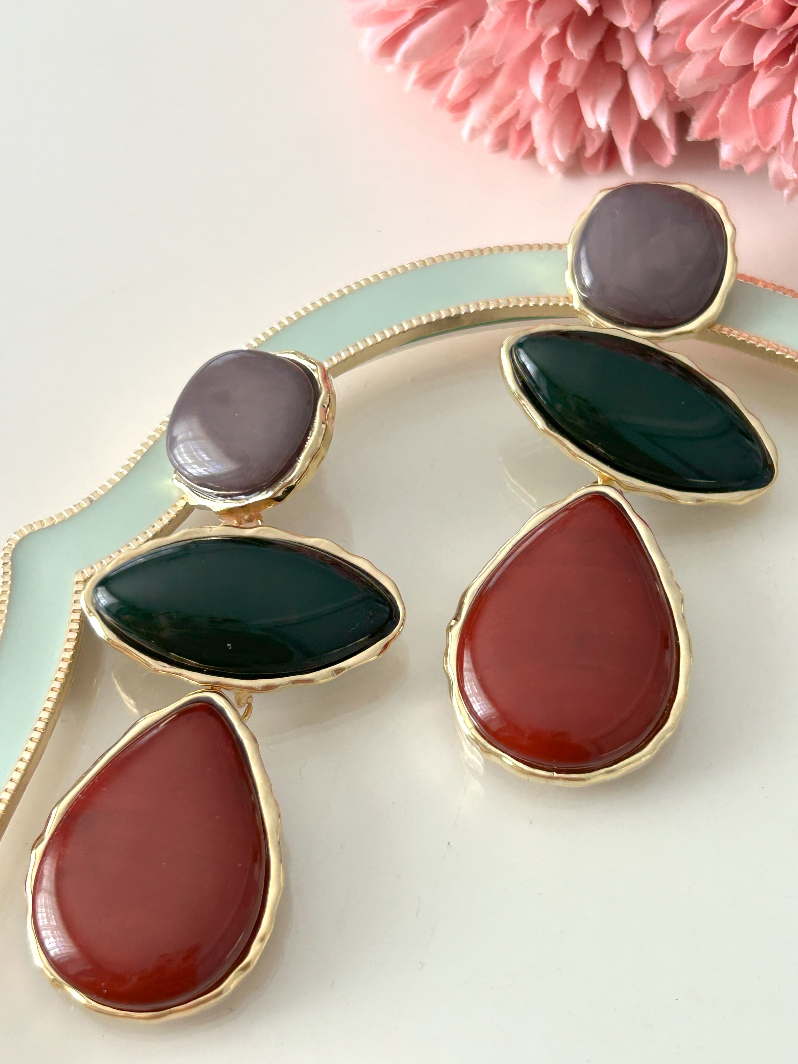 Bordo ve Yeşil Detaylı Küpe