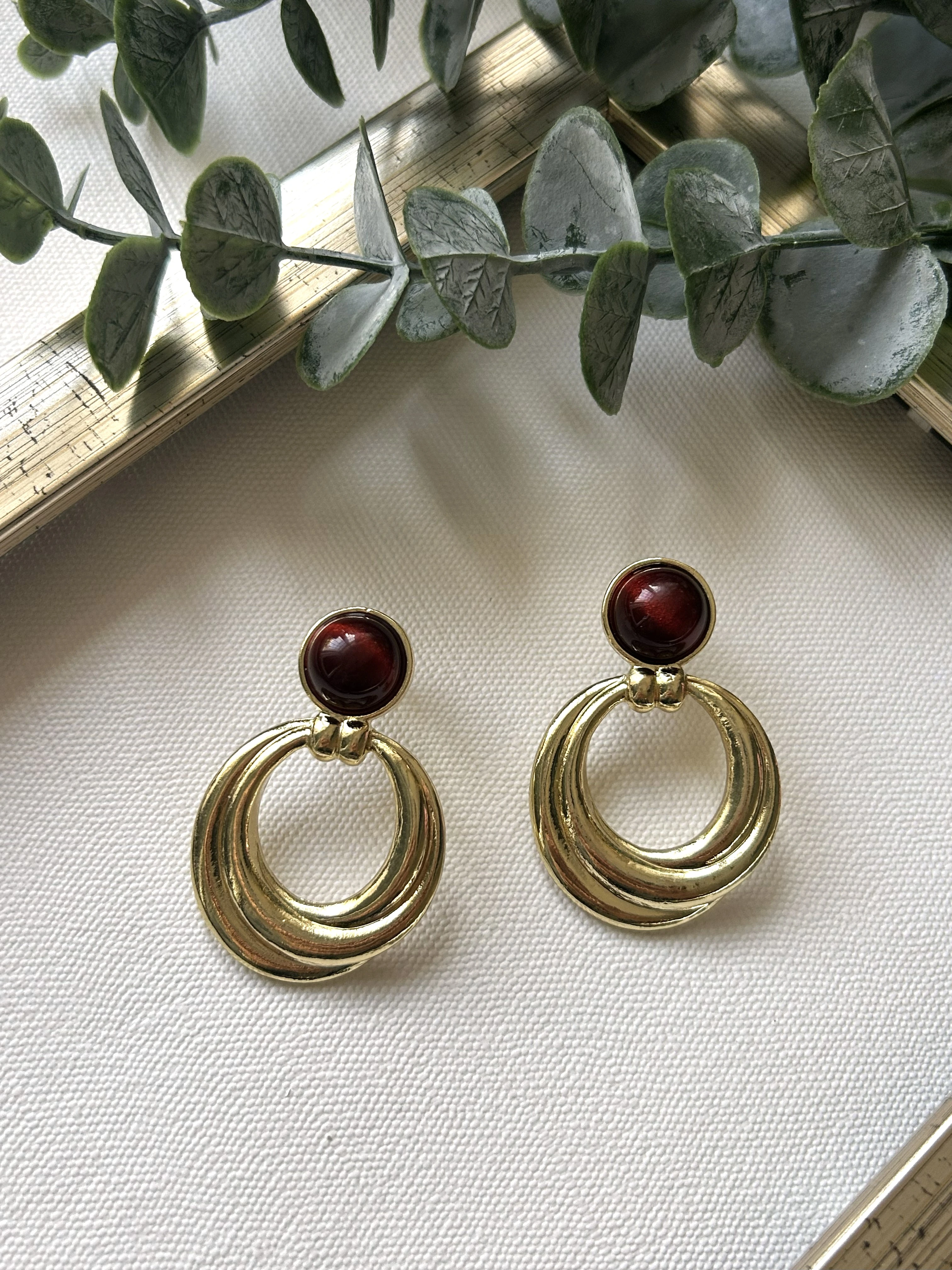 Vintage Bordo Taşlı Altın Halka Küpe