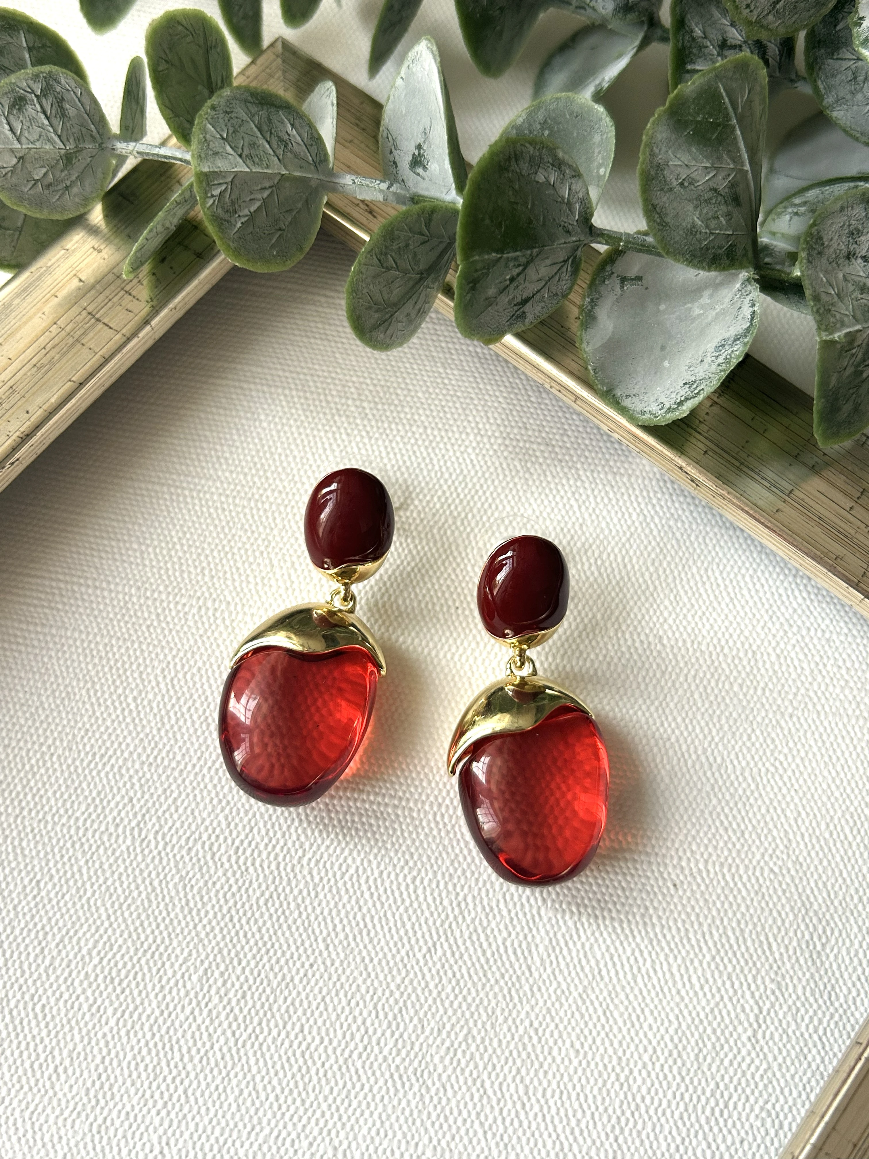 Bordo Detaylı Gold Küpe