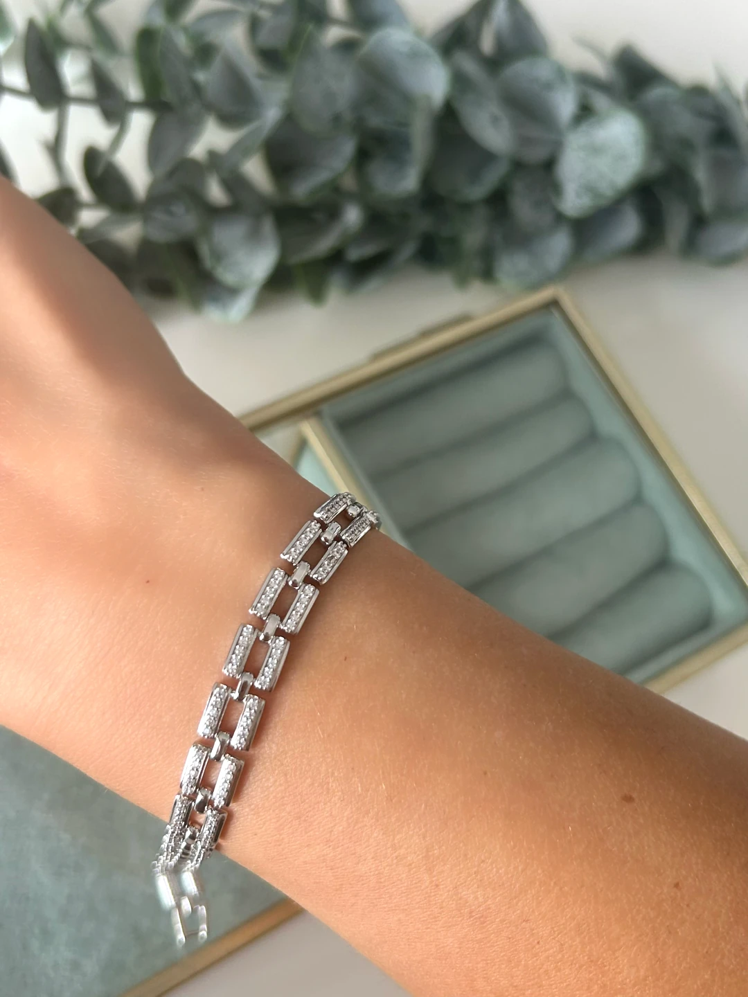 Kare Detaylı Silver Özel Seri Bileklik