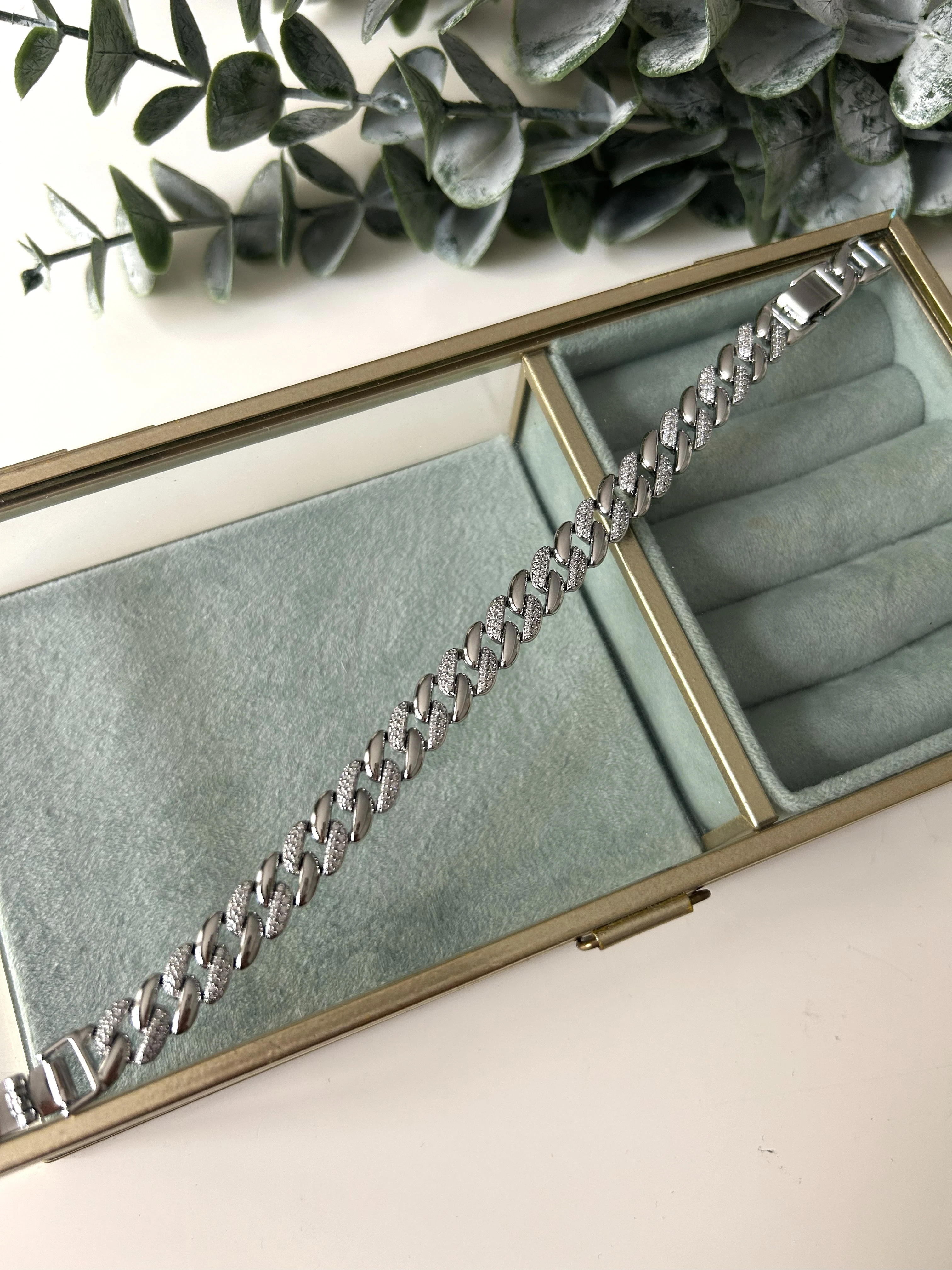 Sıralı Taş Detaylı Silver Özel Seri Bileklik