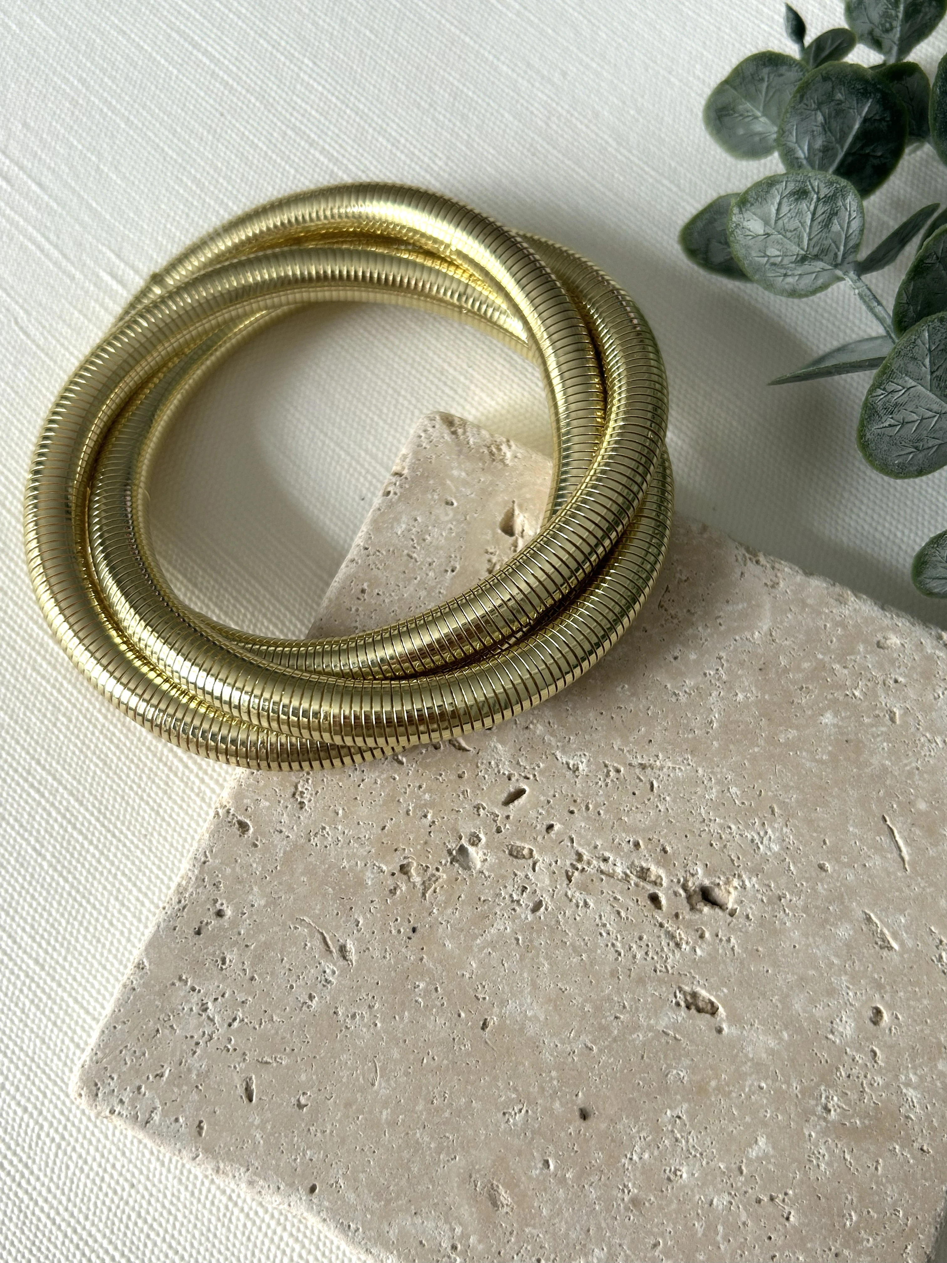 İçiçe Geçmeli Gold Bileklik