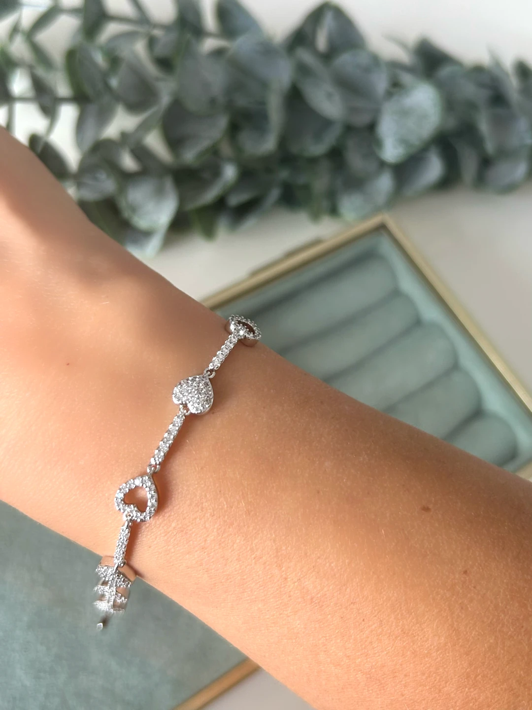 Kalp Detaylı Silver Özel Seri Bileklik