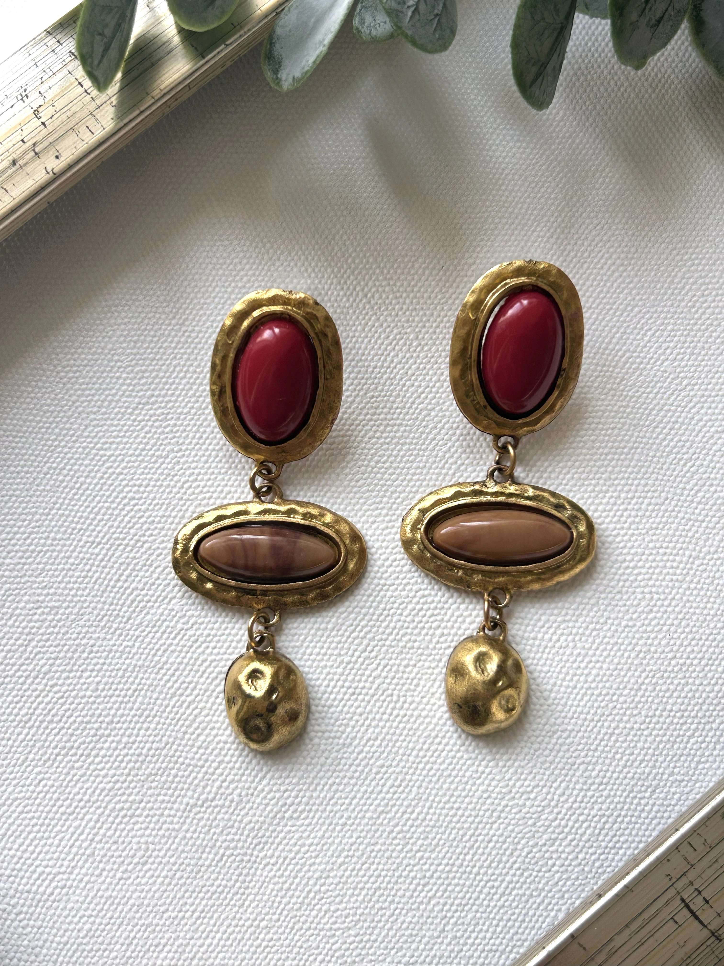 Marka Model Vintage Detaylı Küpe