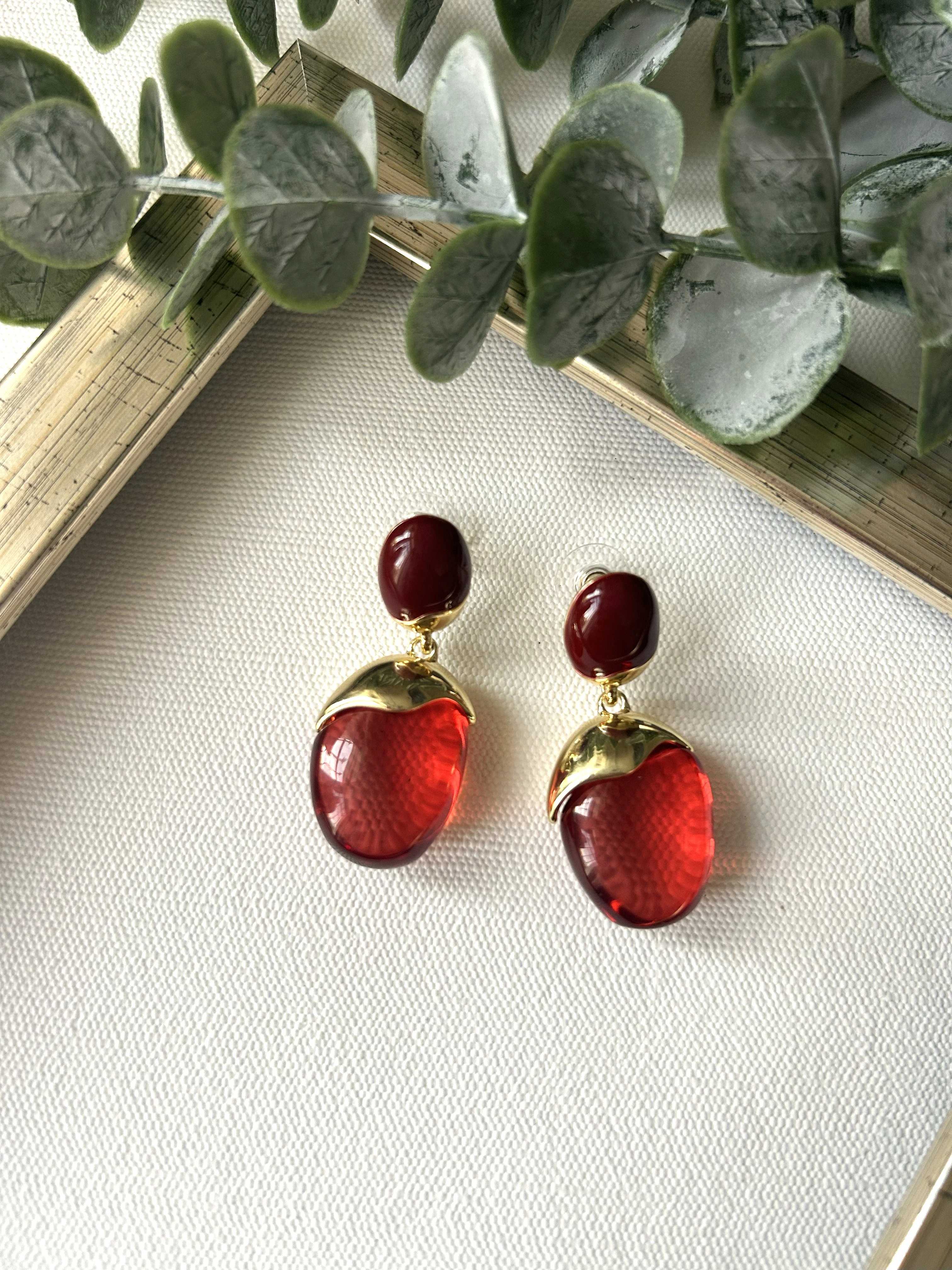 Bordo Detaylı Gold Küpe