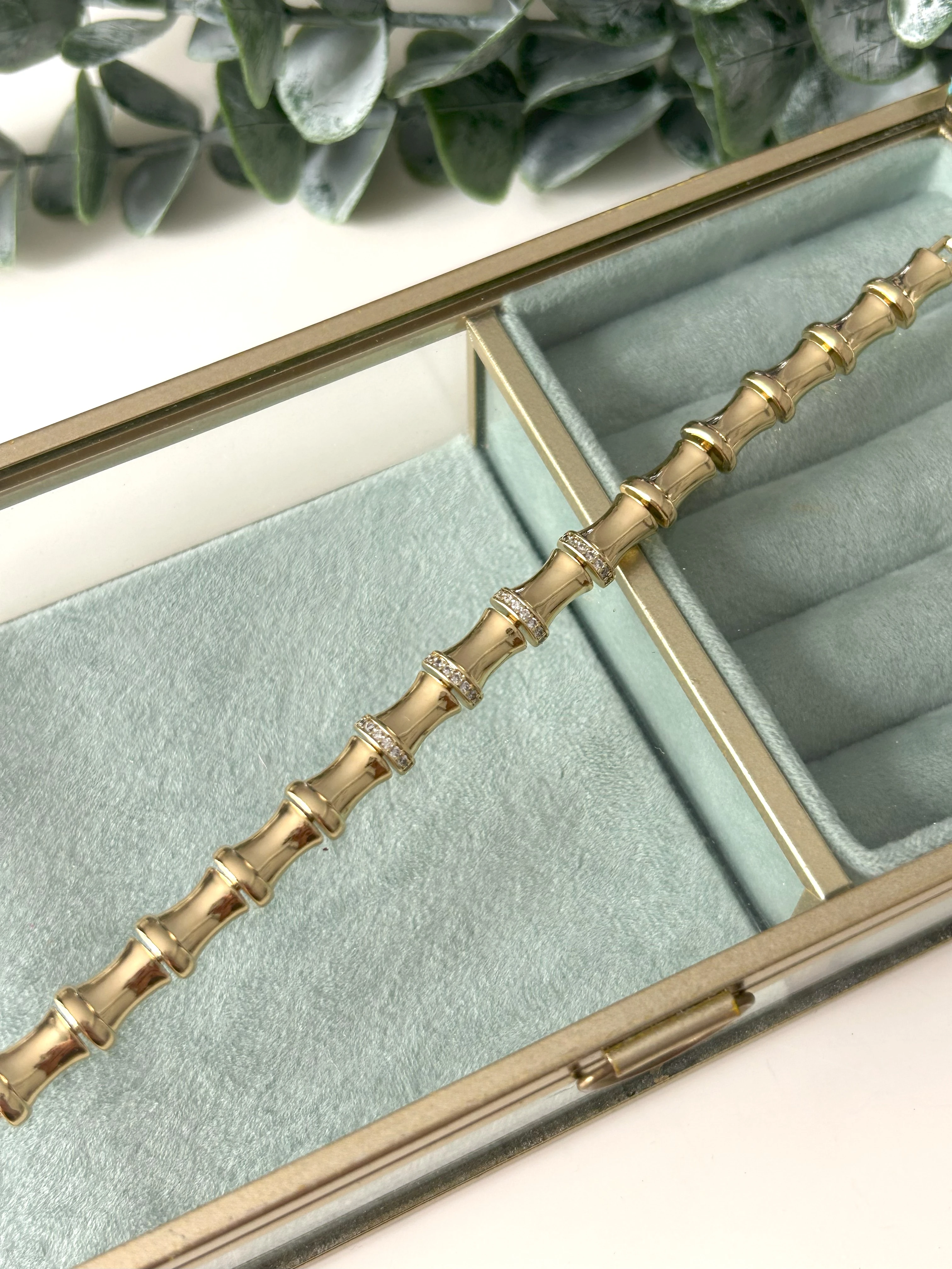 Sıralı Taş Detaylı Özel Seri Bileklik