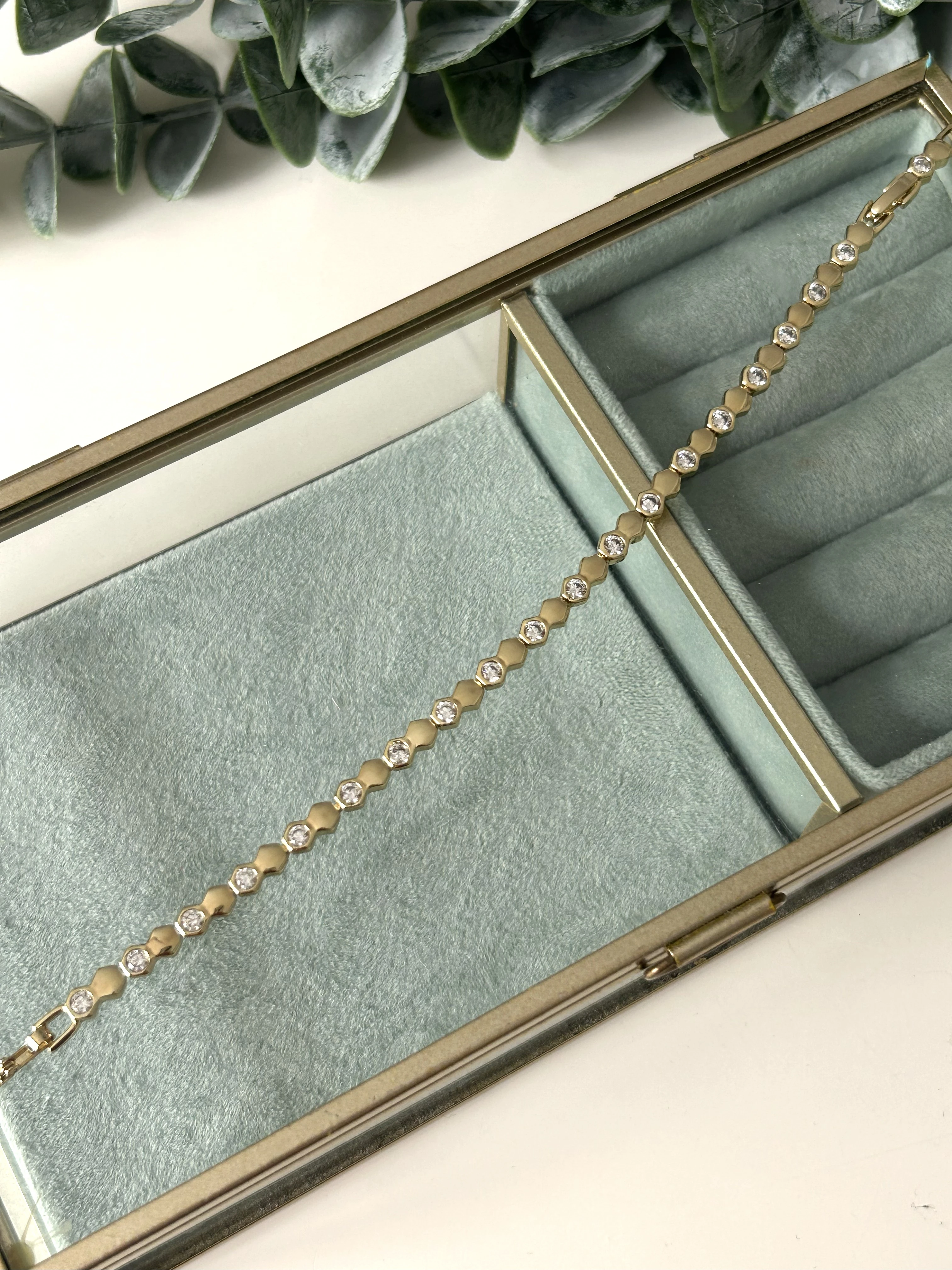 Petek Model Özel Seri Bileklik