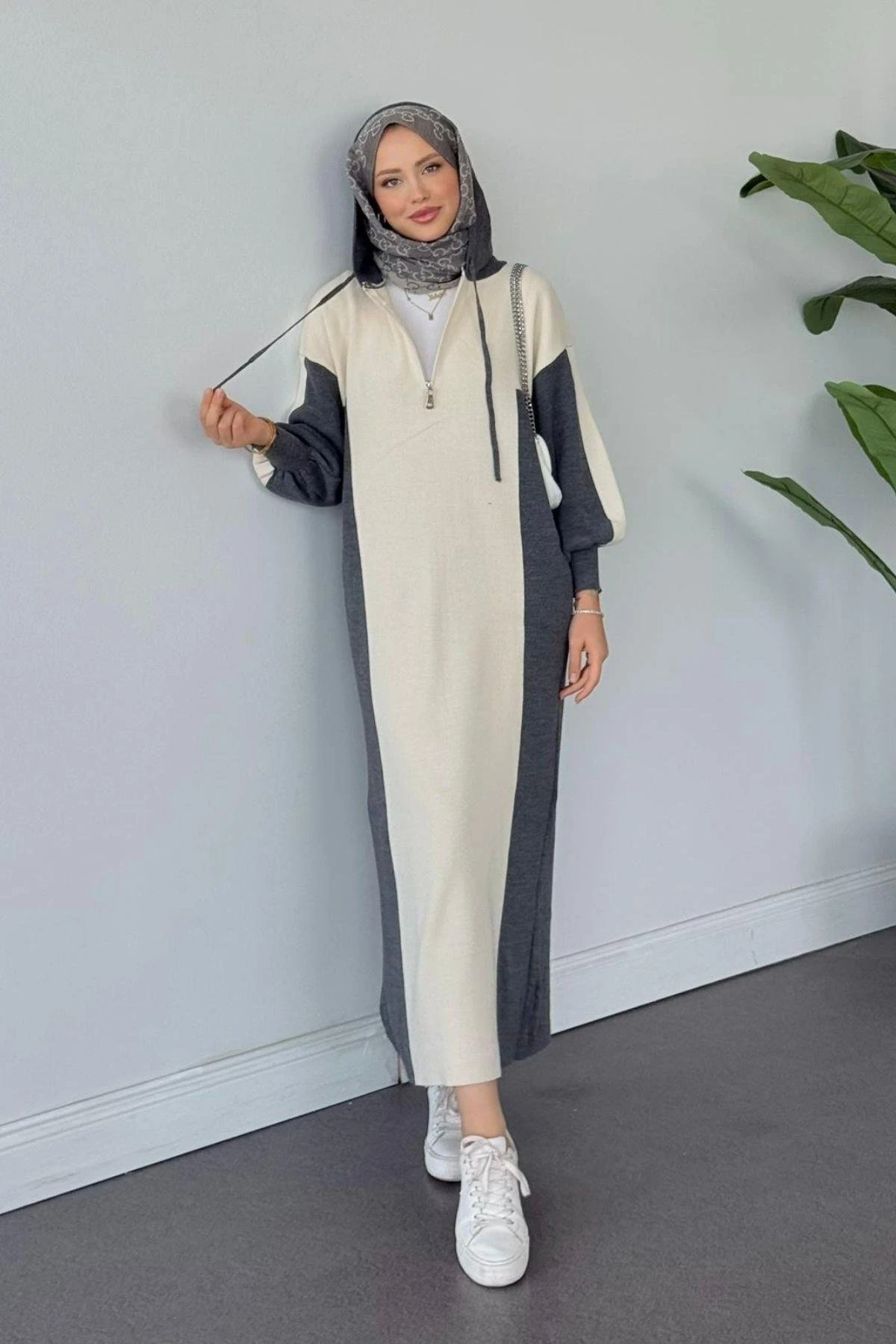 SAMİRA KAPŞONLU TRİKO ELBİSE