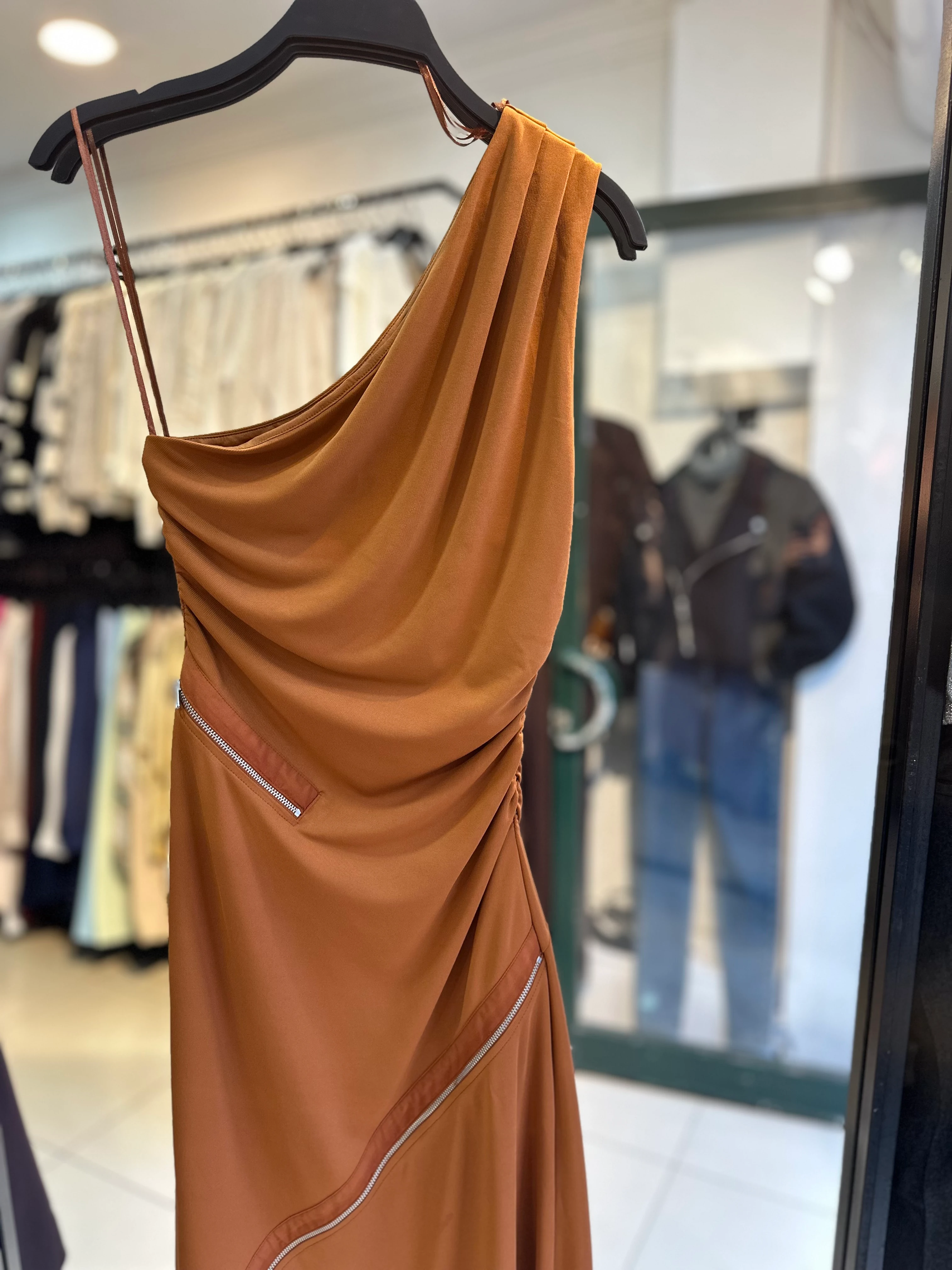 Tarçın Renk Asimetrik Elbise