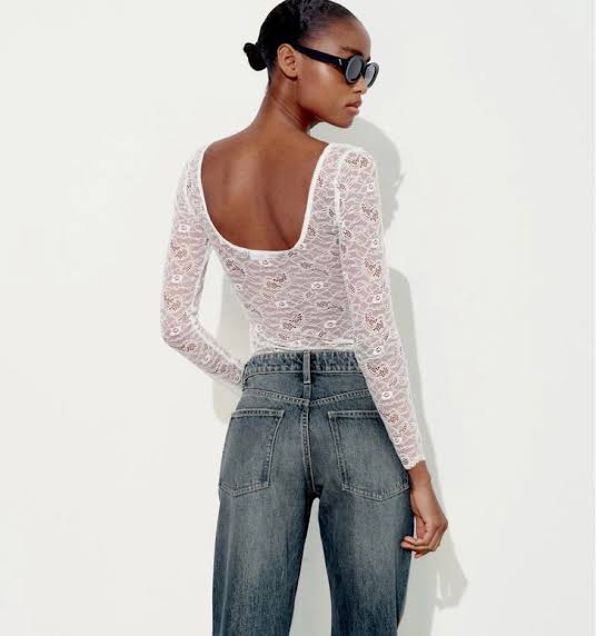 Dantel Bodysuit