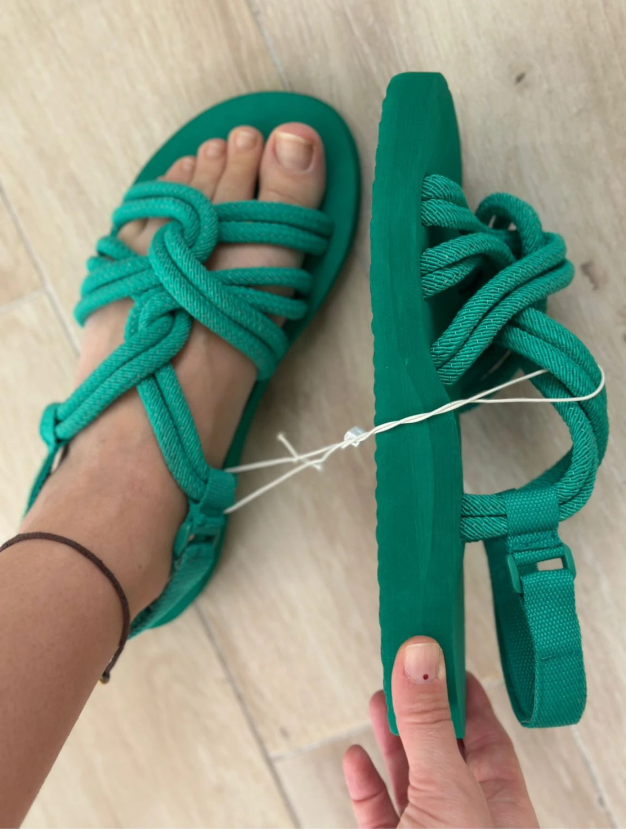 Yeşil Yumuşak Sandalet