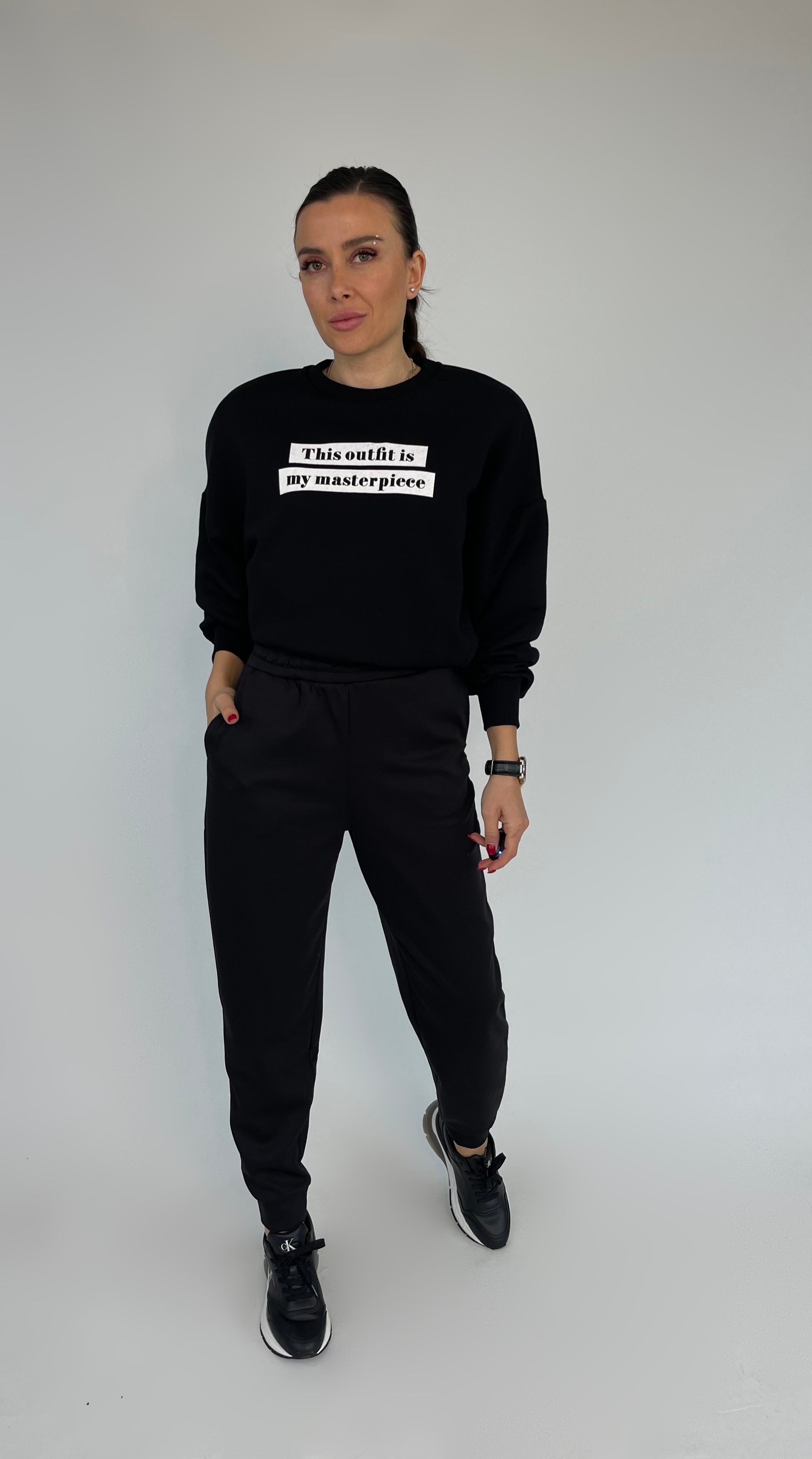 Önü Yazılı Sweatshirt