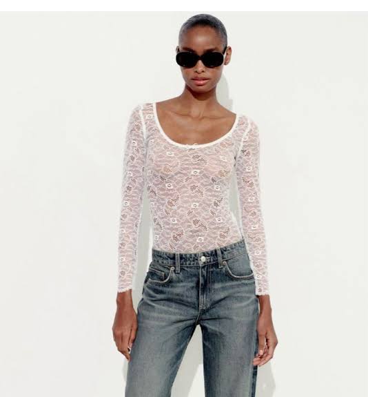Dantel Bodysuit