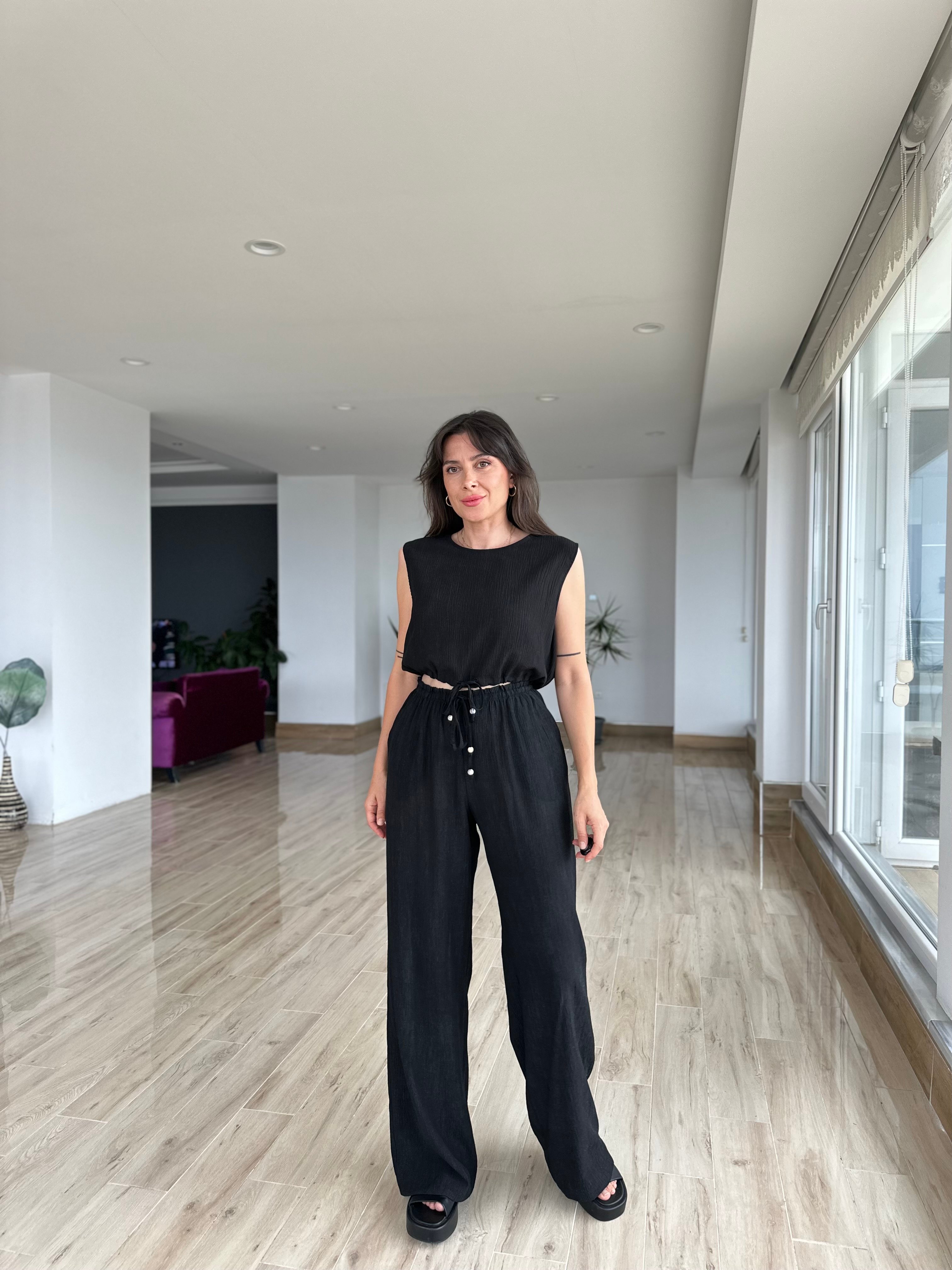 Siyah Renk Bluz Pantolon Takım