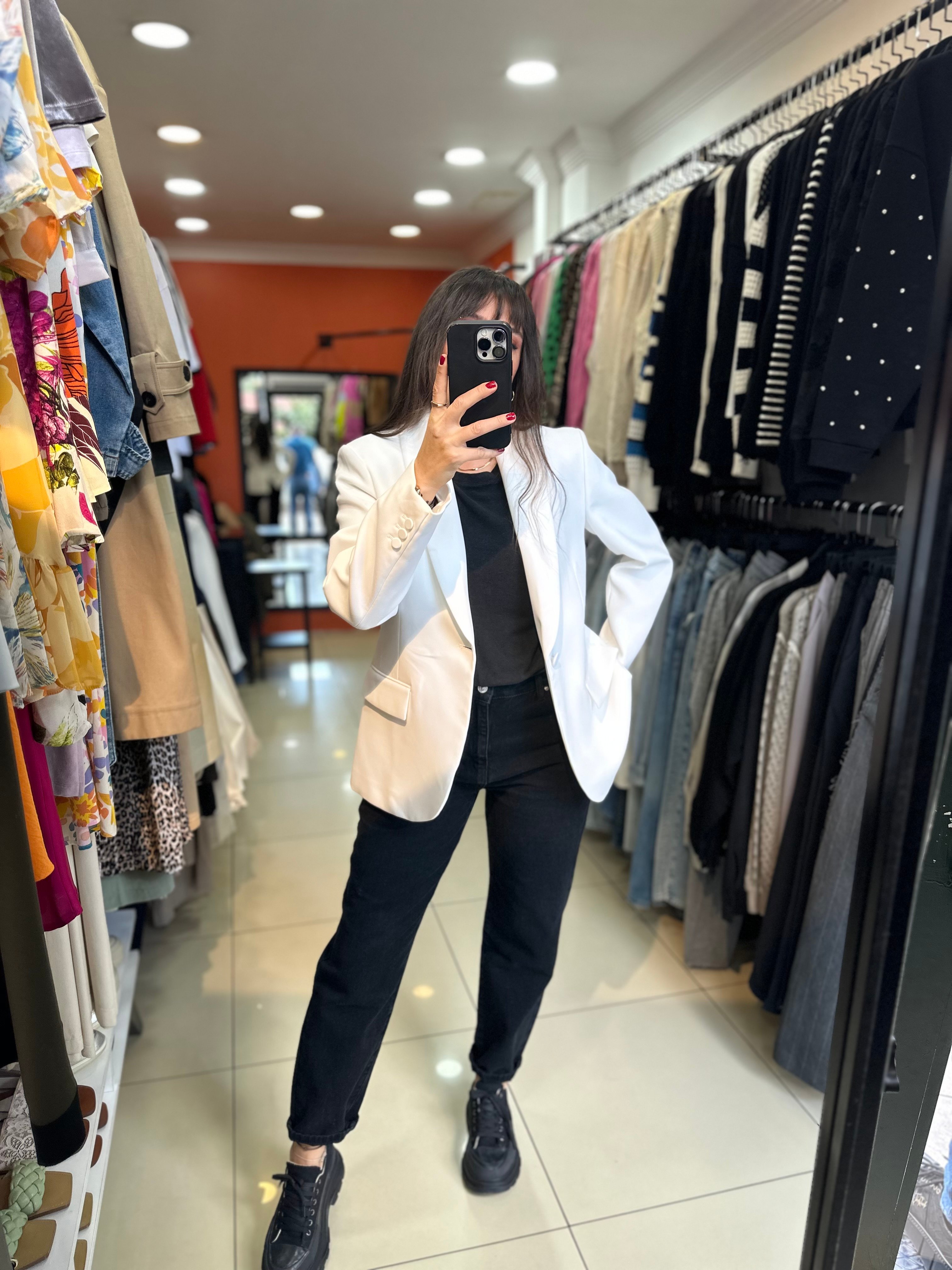 Tek Düğmeli Beyaz Blazer Ceket