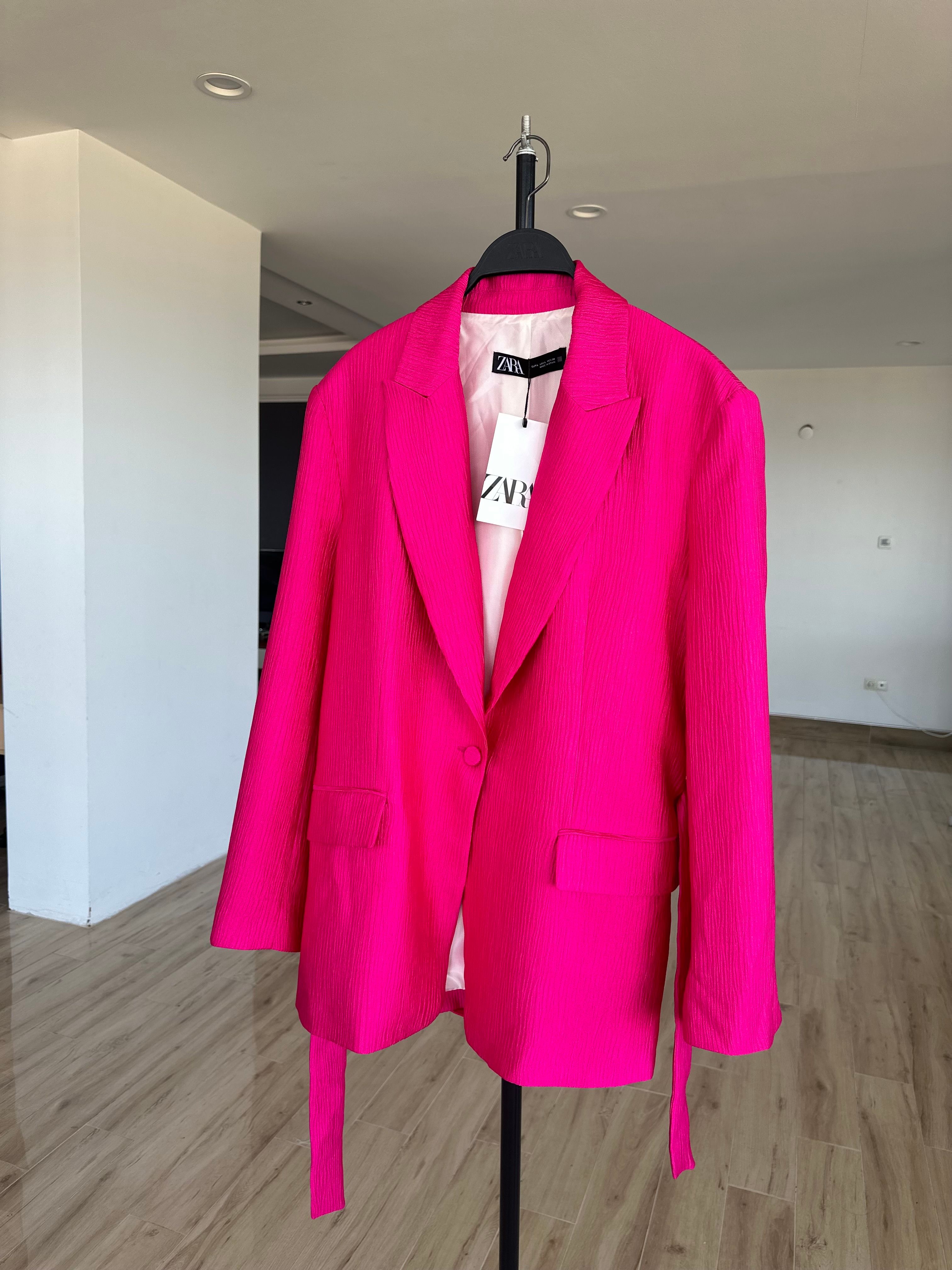 Fuşya Kuşaklı Blazer Ceket