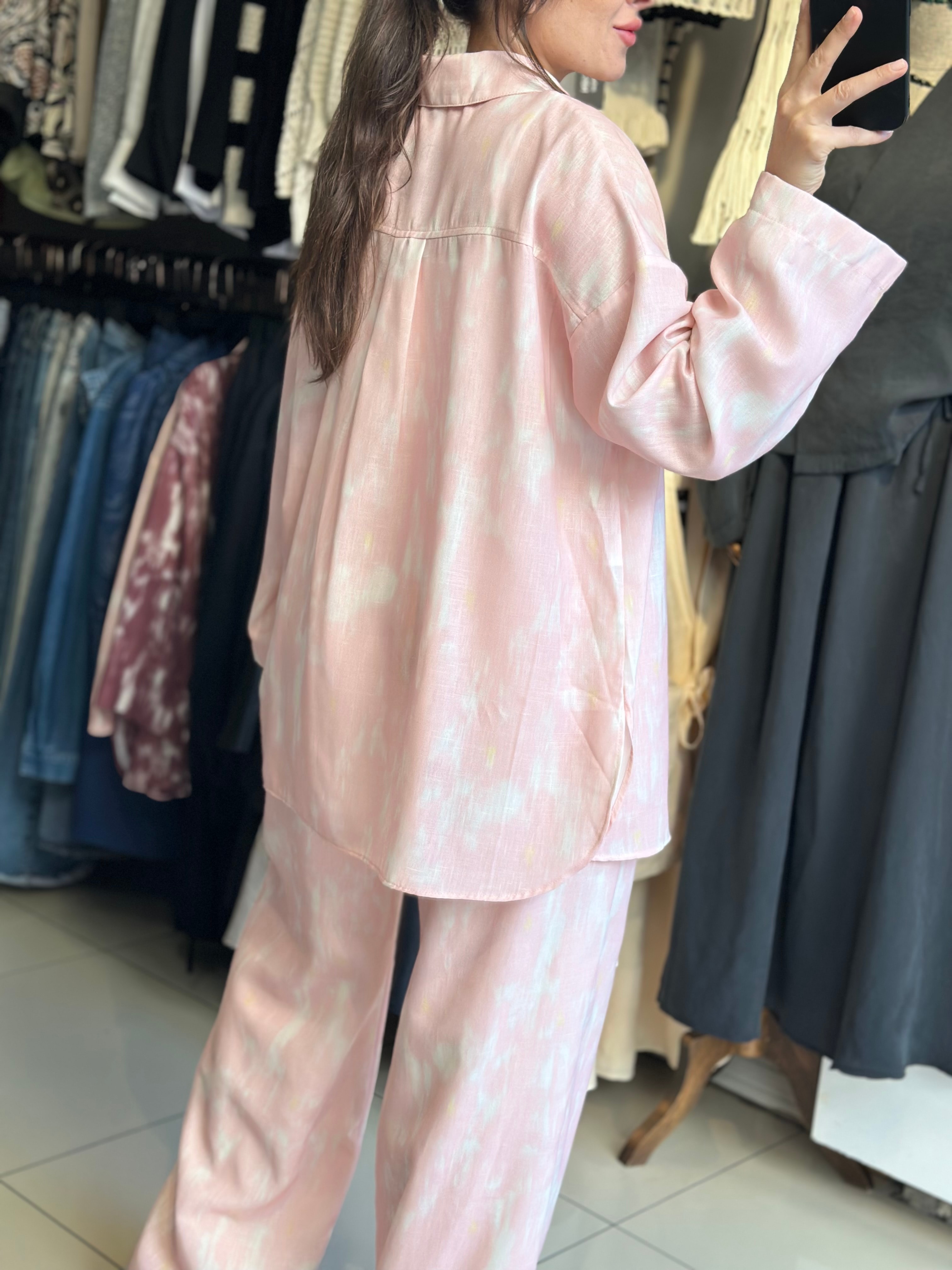Batik Desenli Astarlı Pantolon Gömlek Takım