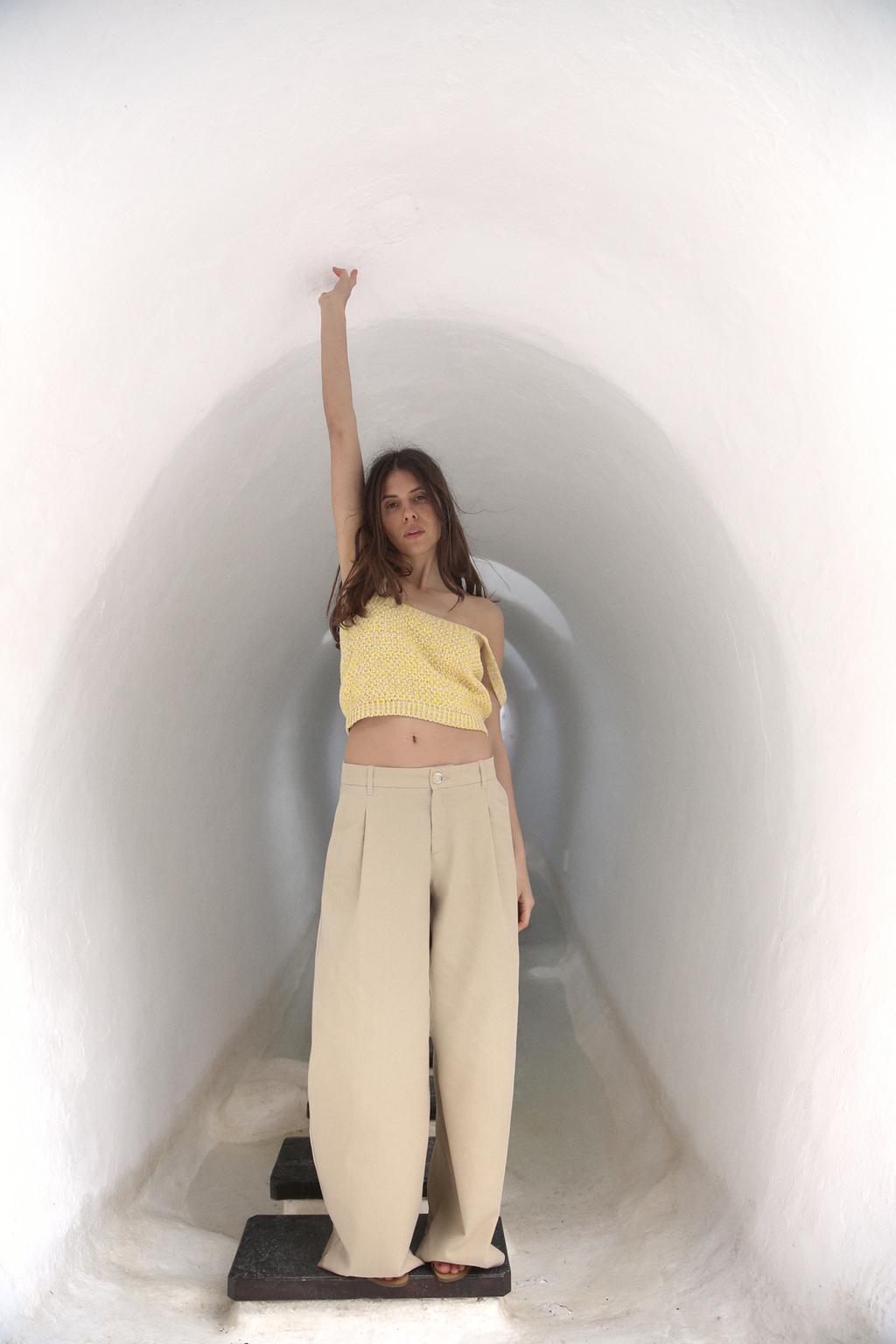 Sarı Askılı Örme Bluz
