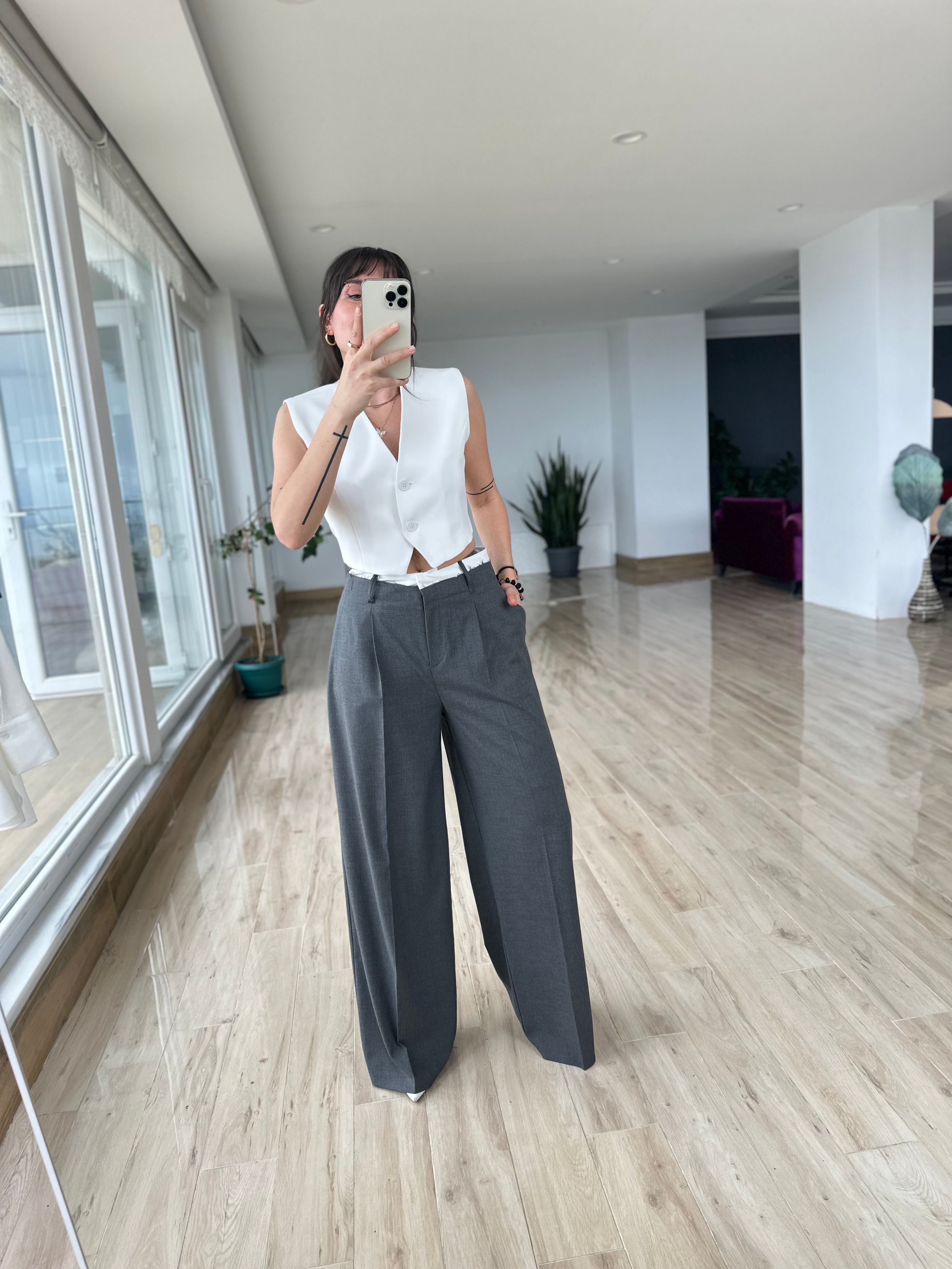Gri Renk Bel Detaylı Kumaş Palazzo Pantolon
