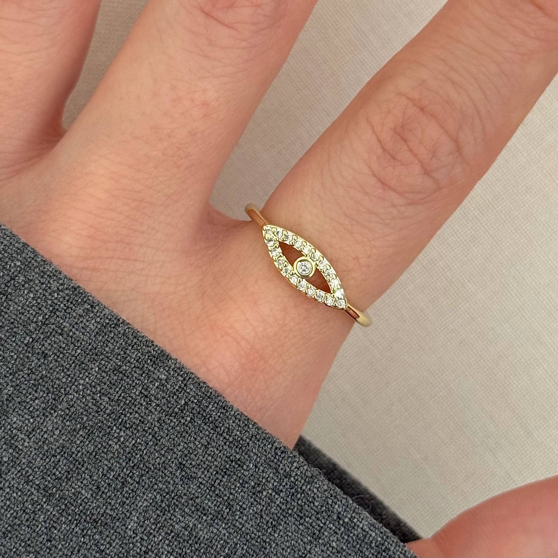 Gold | Taşlı göz yüzük 