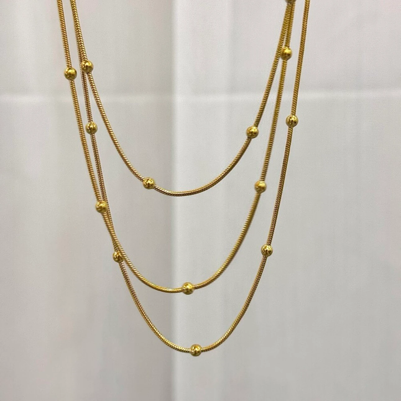 Üç zincirli çelik topçuk gold kolye