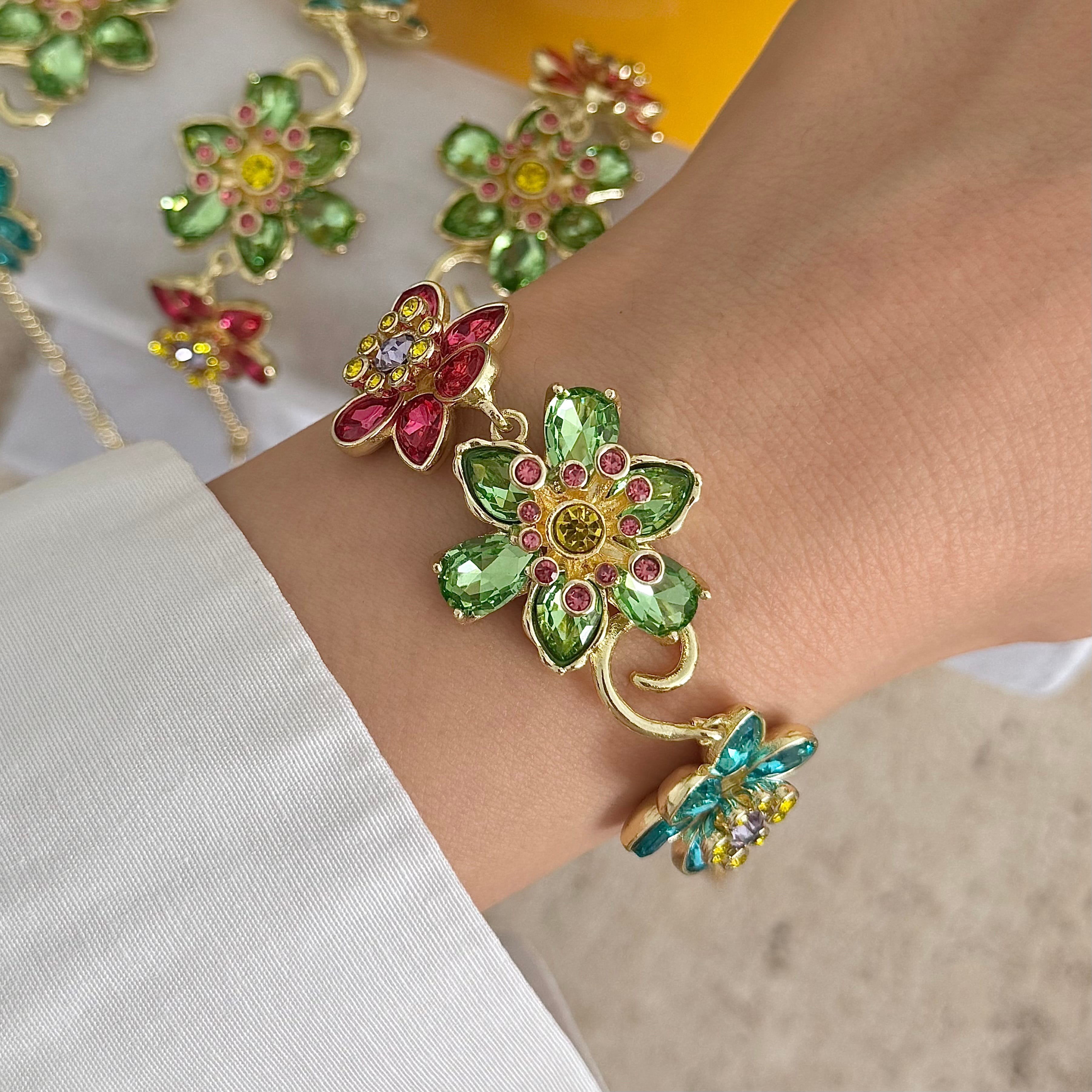 Swarovski | Ldyllia colorful flower bileklik 