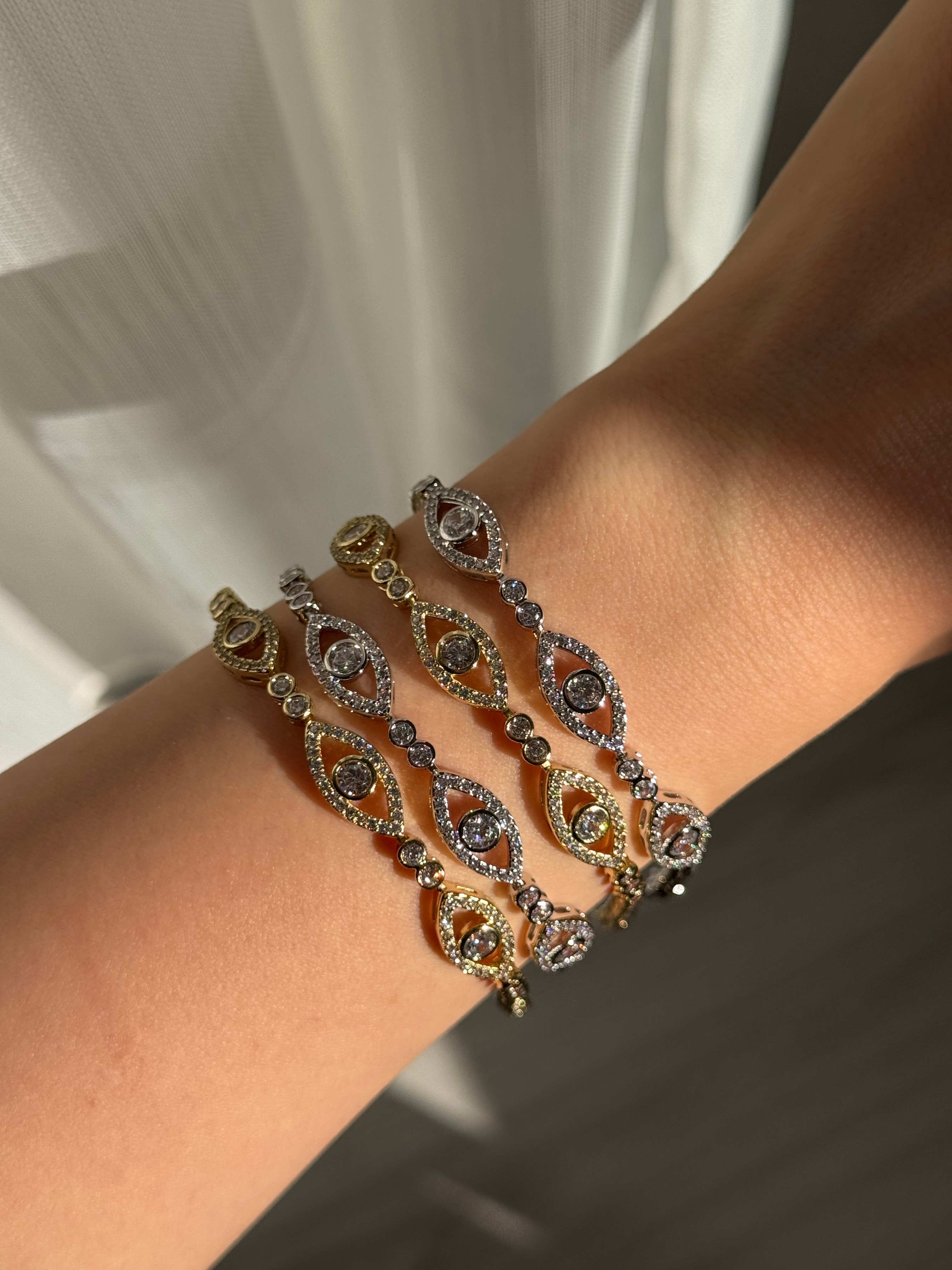 Xuping | Taşlı gold göz bileklik 