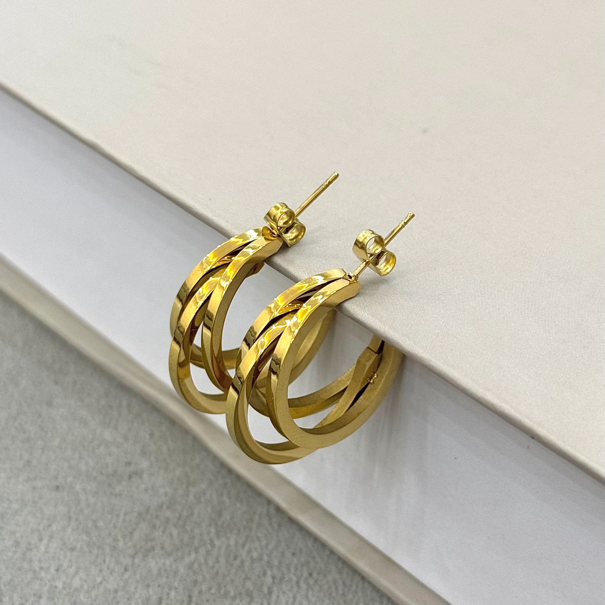 çelik 3 sıra halka küpe 