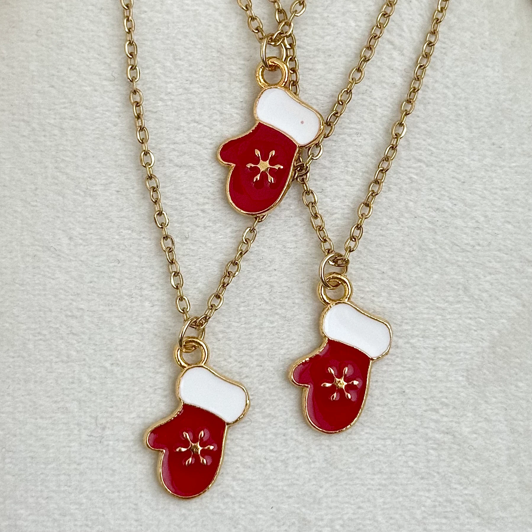 Çelik | Noel eldiveni kolye 