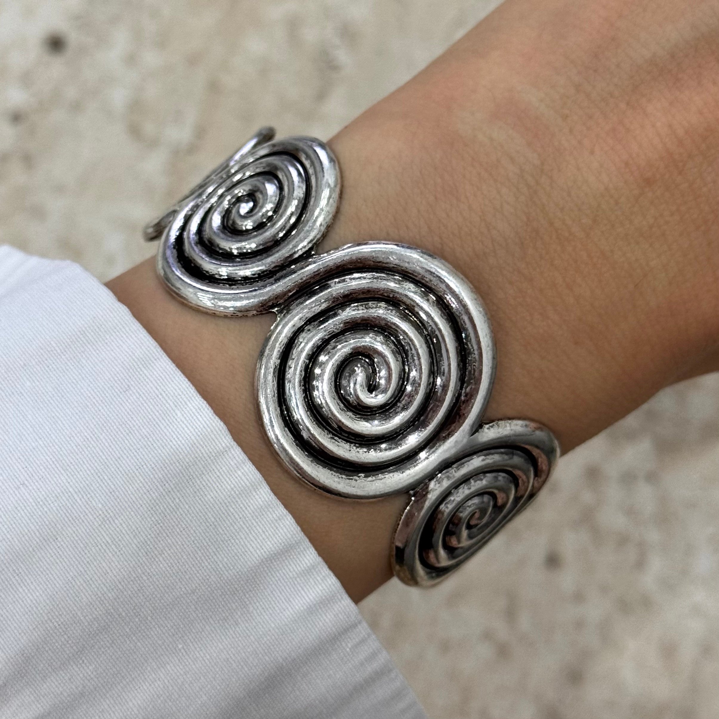 Vintage silver spiral bileklik (Yüzük hediye) 