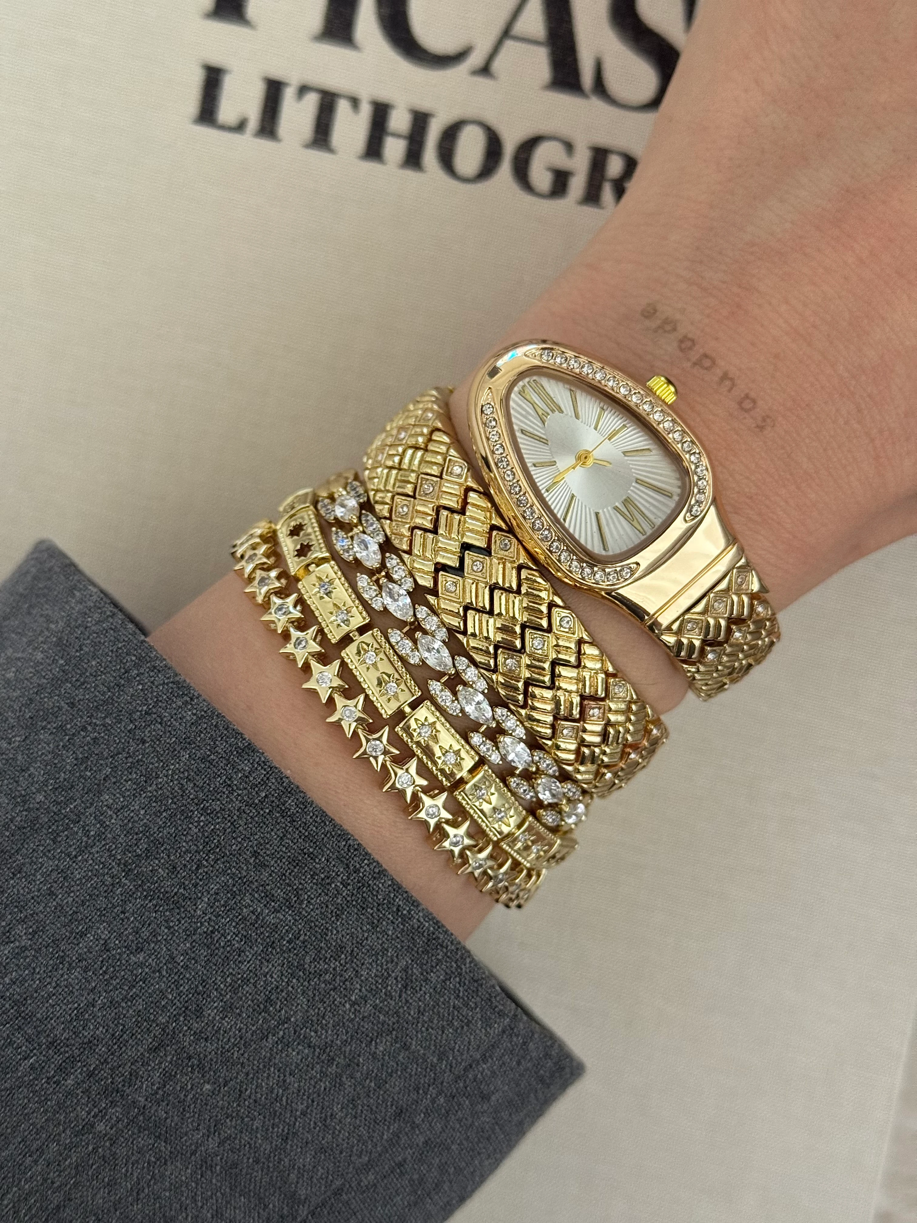 Taşlı gold yılan dolama saat 