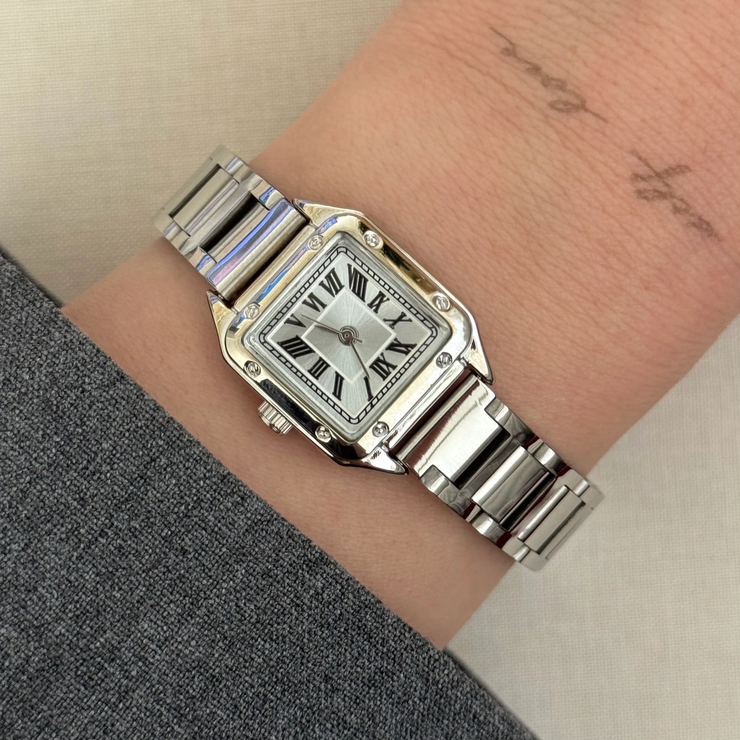 Silver - Beyaz kare vintage saat 