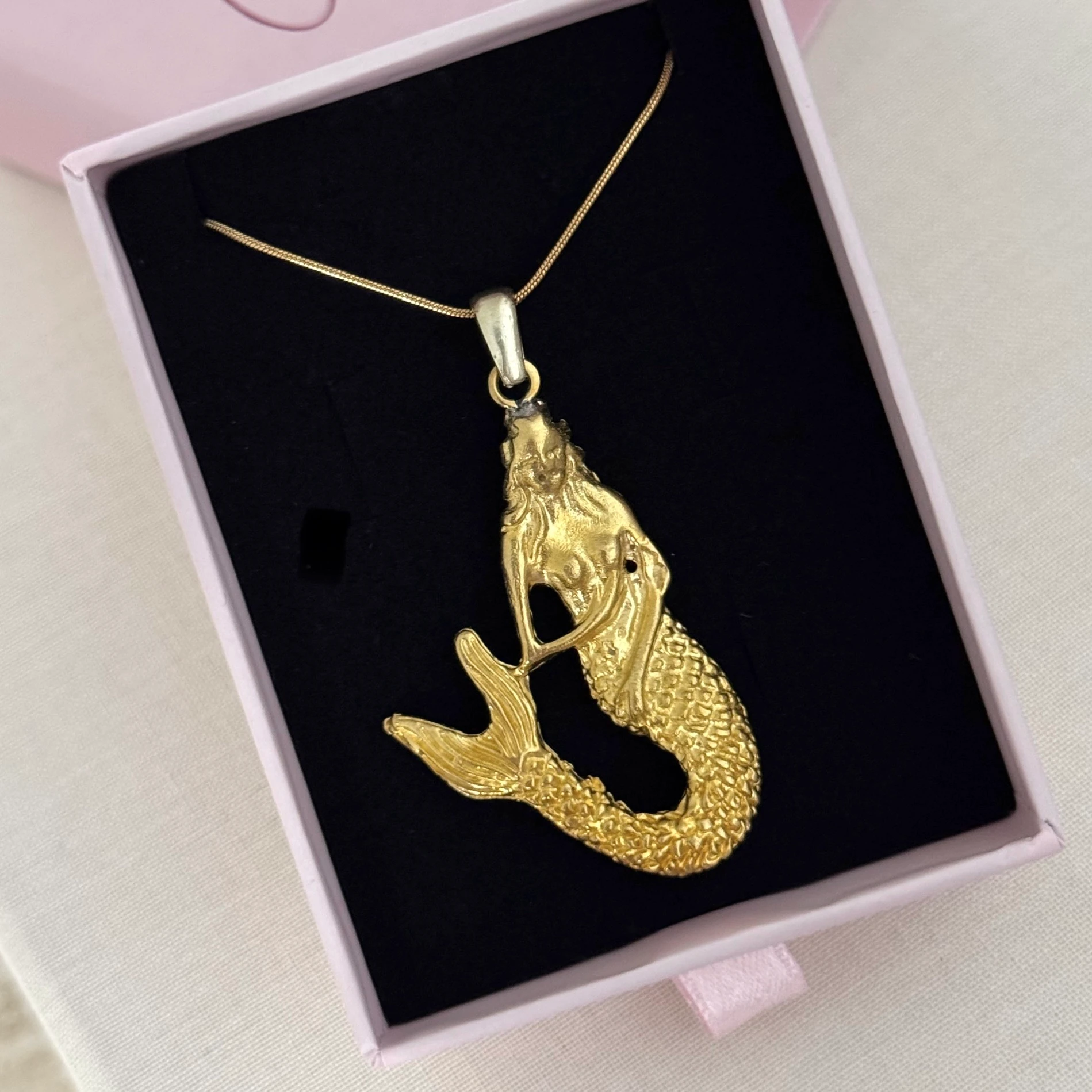 Özel tasarım mermaid kolye 