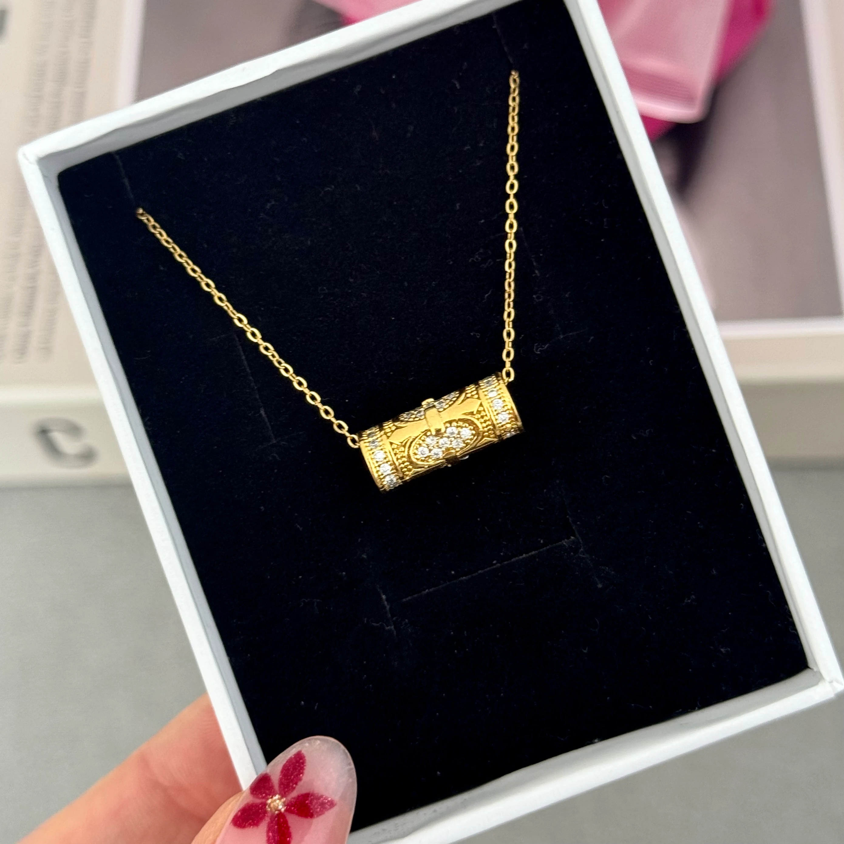 Çelik vintage taşlı silindir kolye 