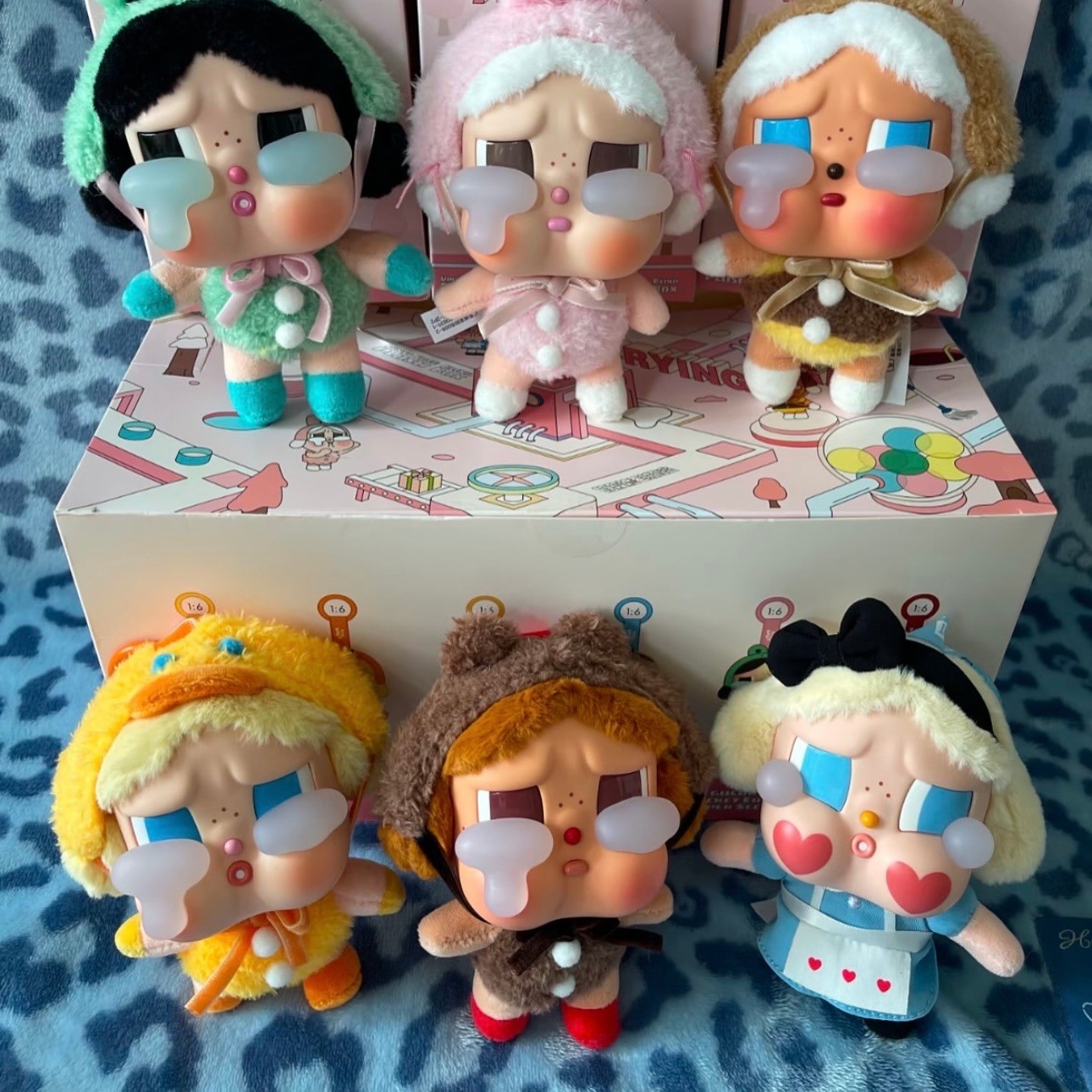 Pop Mart Crybaby Sürpriz Kutu Serisi