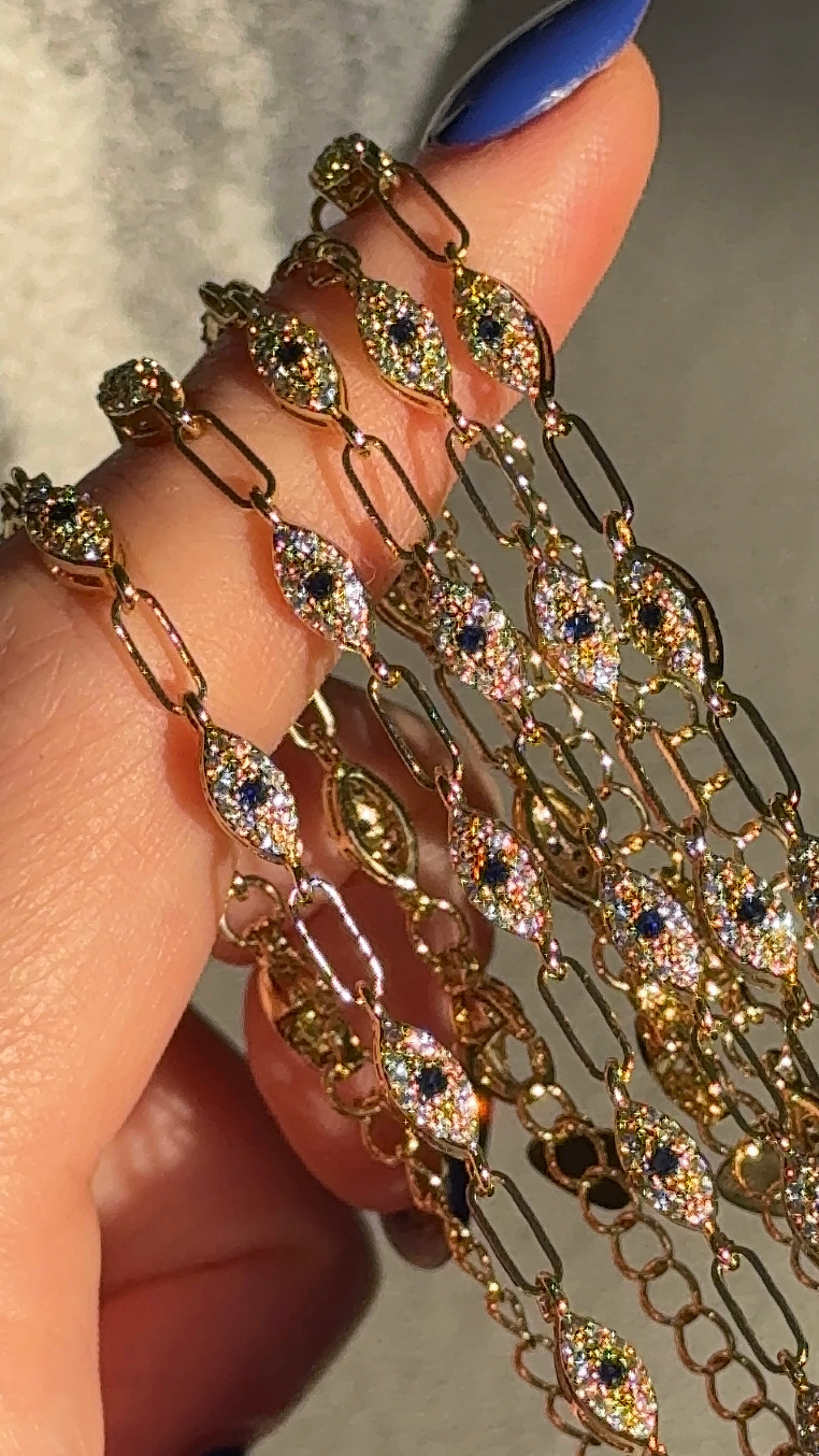 Vıp | Lacivert taşlı zarif göz bileklik 