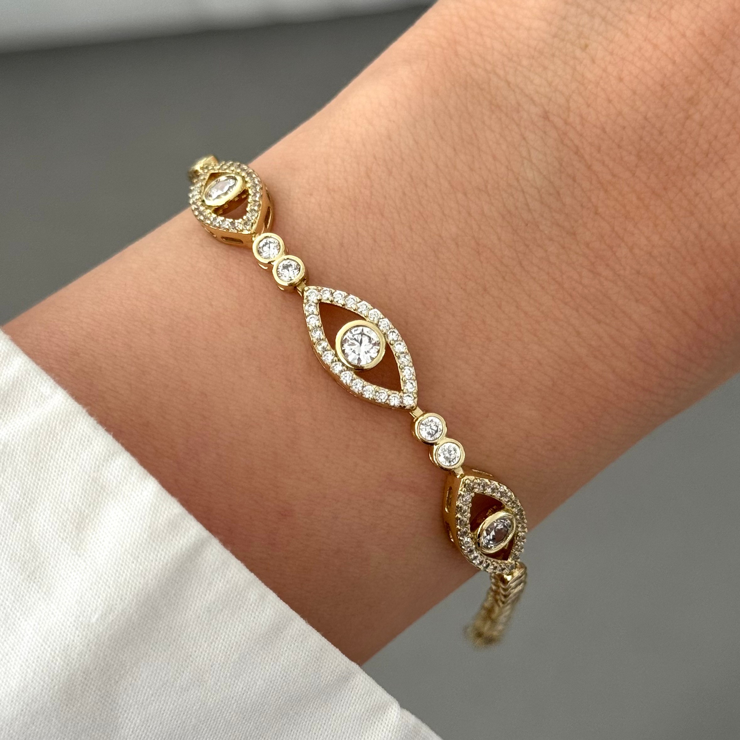 Xuping | Taşlı gold göz bileklik 