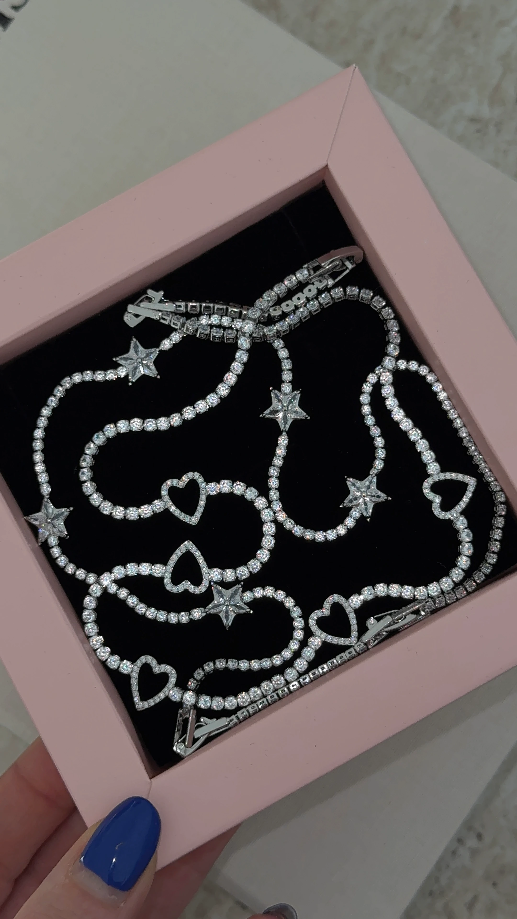 Zirkon taş Ortası boş kalpli su yolu kolye 