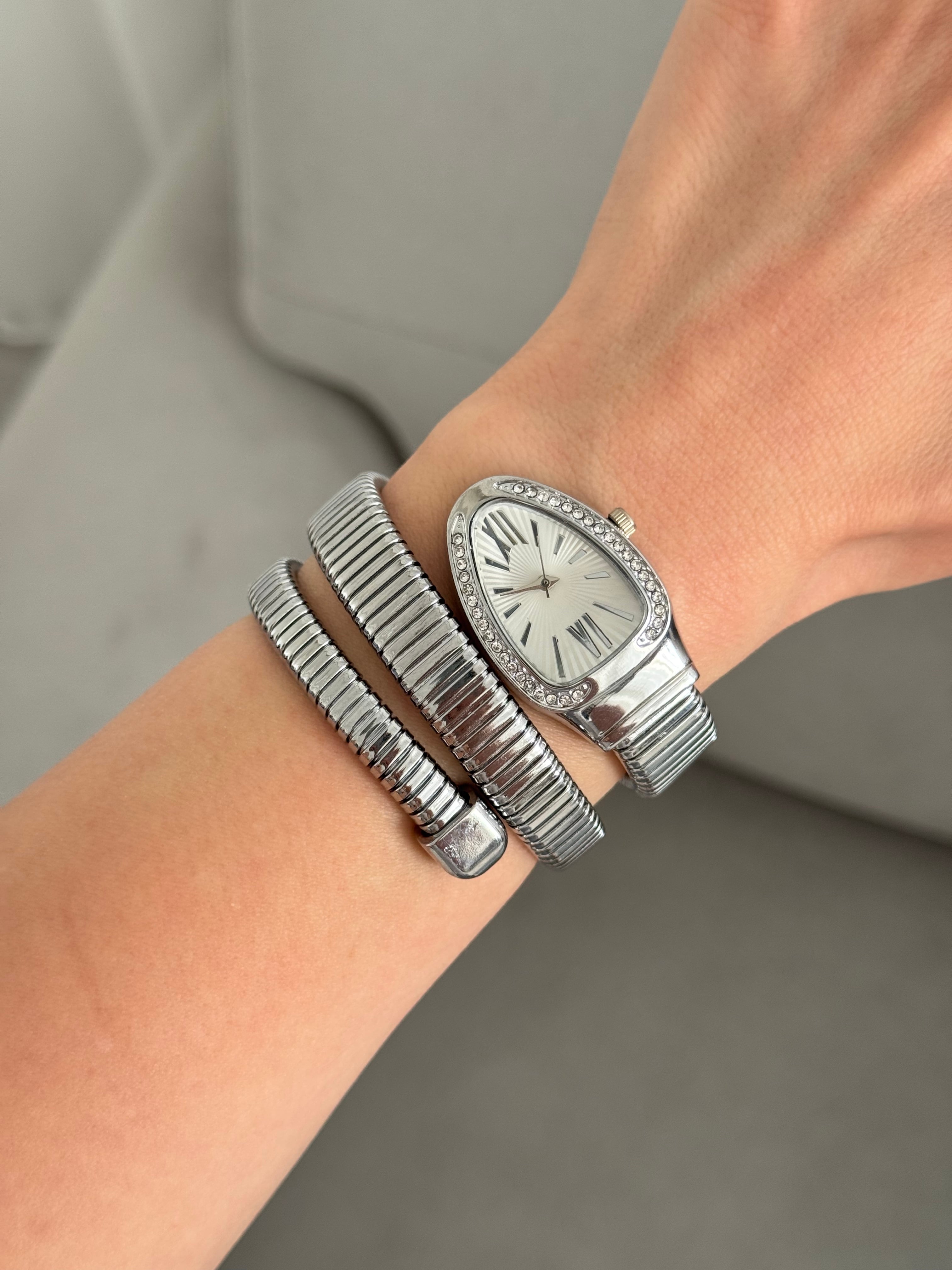 Silver - Beyaz Yılan dolama saat 