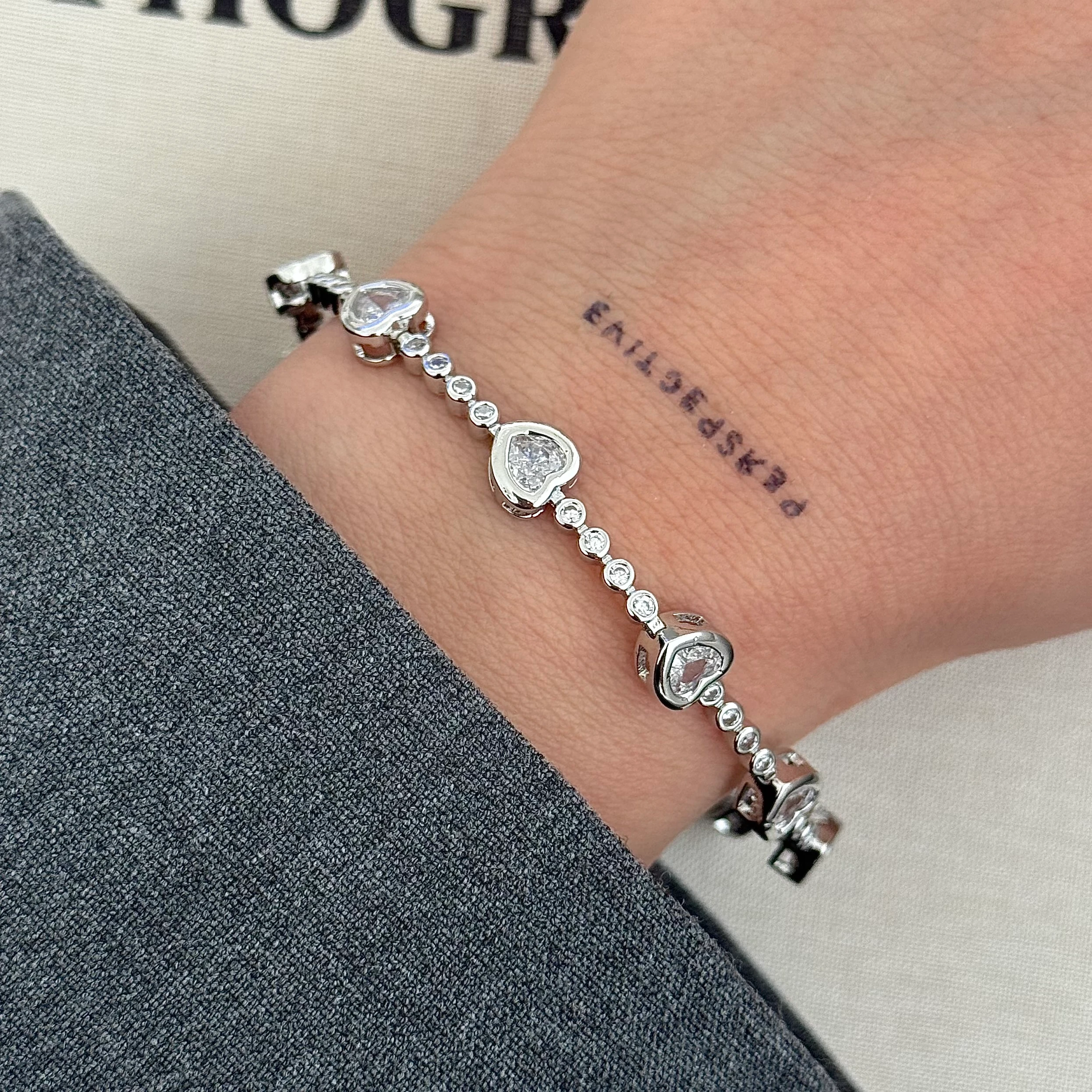 Vıp | Kalpli taşlı bileklik 