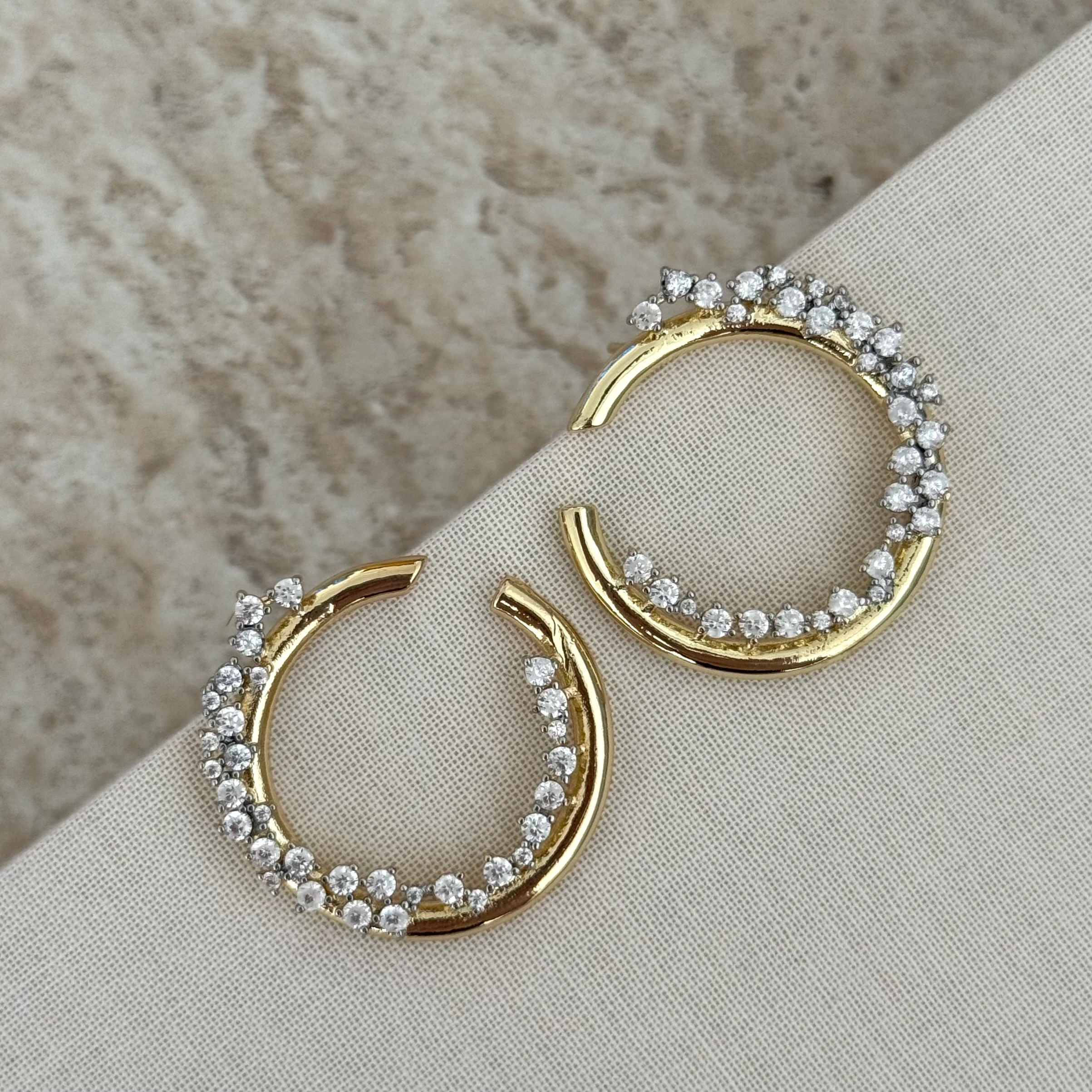 Vıp | Melis göral muadili zirkon taşlı küpe 